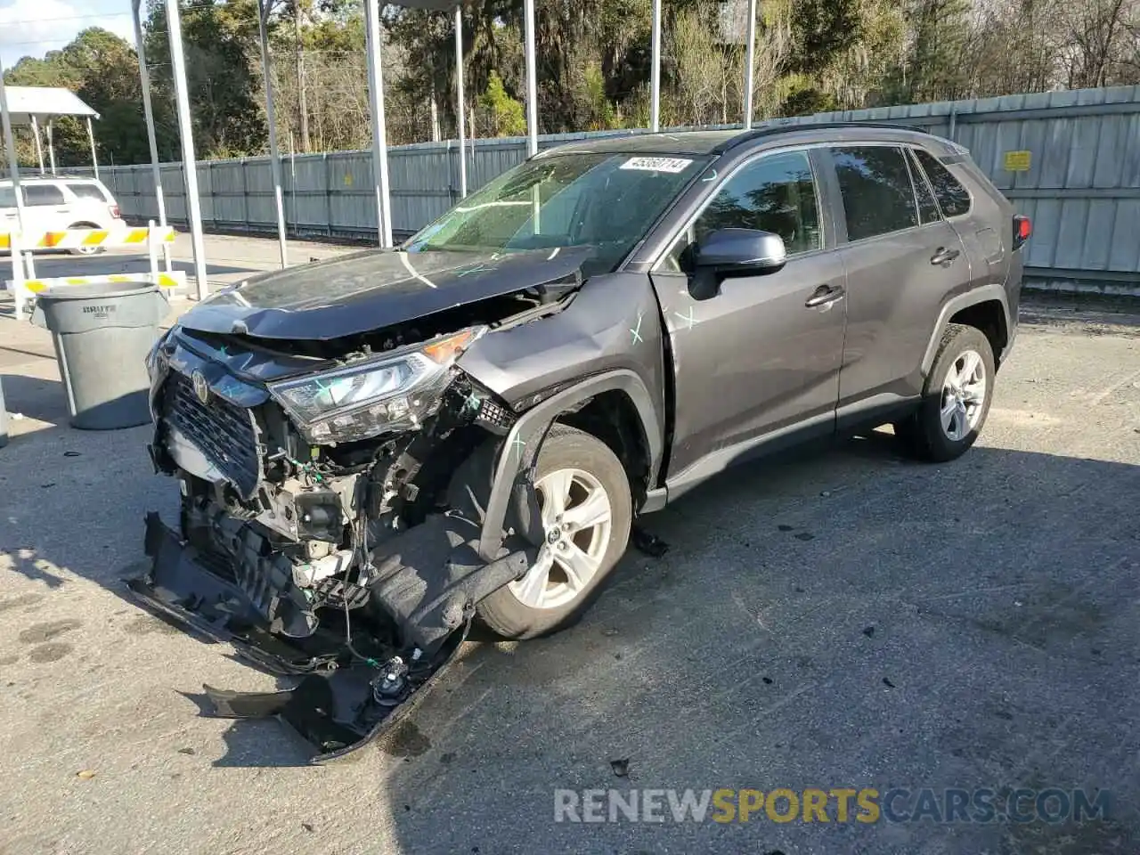 1 Photograph of a damaged car JTMP1RFV4LJ034489 TOYOTA RAV4 2020