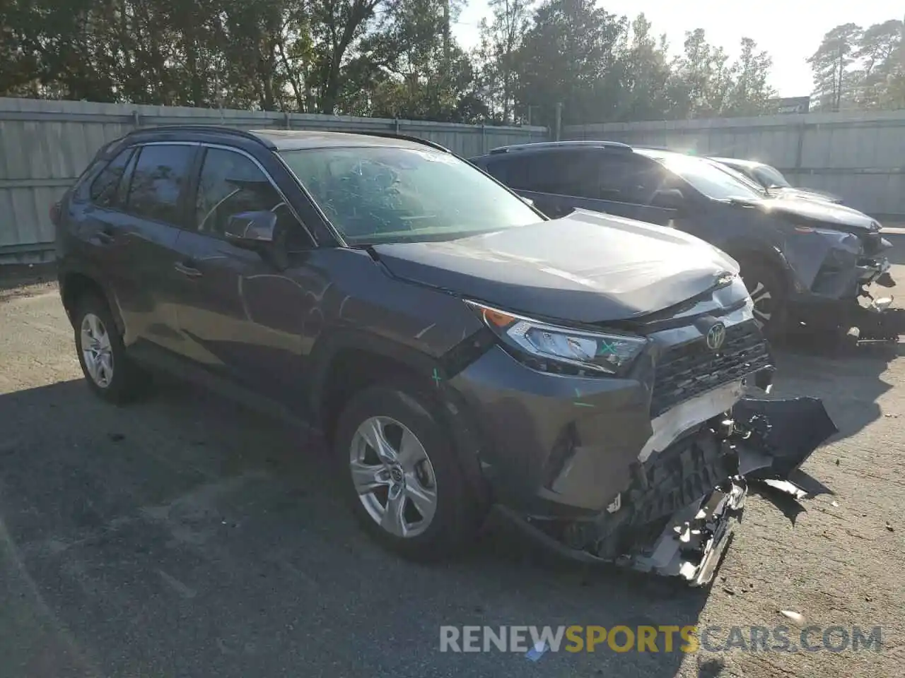 4 Photograph of a damaged car JTMP1RFV4LJ034489 TOYOTA RAV4 2020