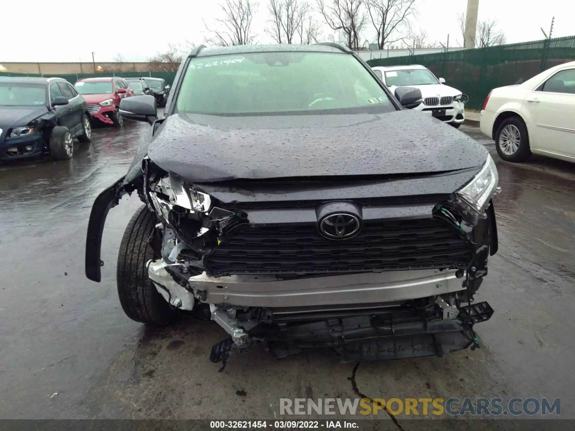 6 Photograph of a damaged car JTMP1RFV5LD052532 TOYOTA RAV4 2020