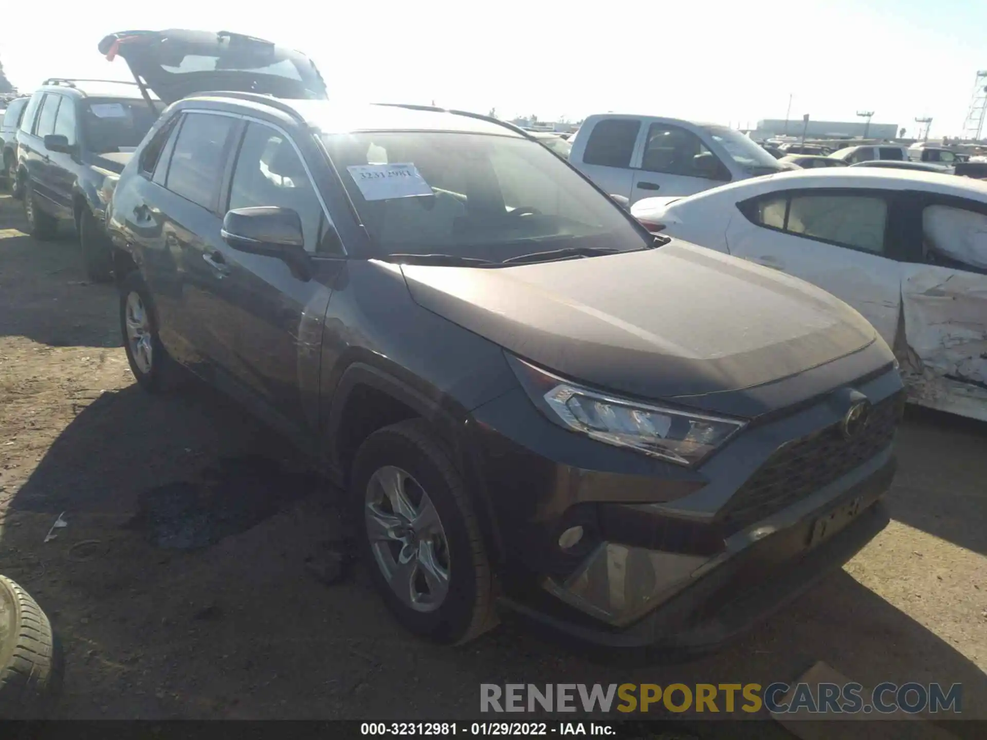 1 Photograph of a damaged car JTMP1RFV5LD063269 TOYOTA RAV4 2020