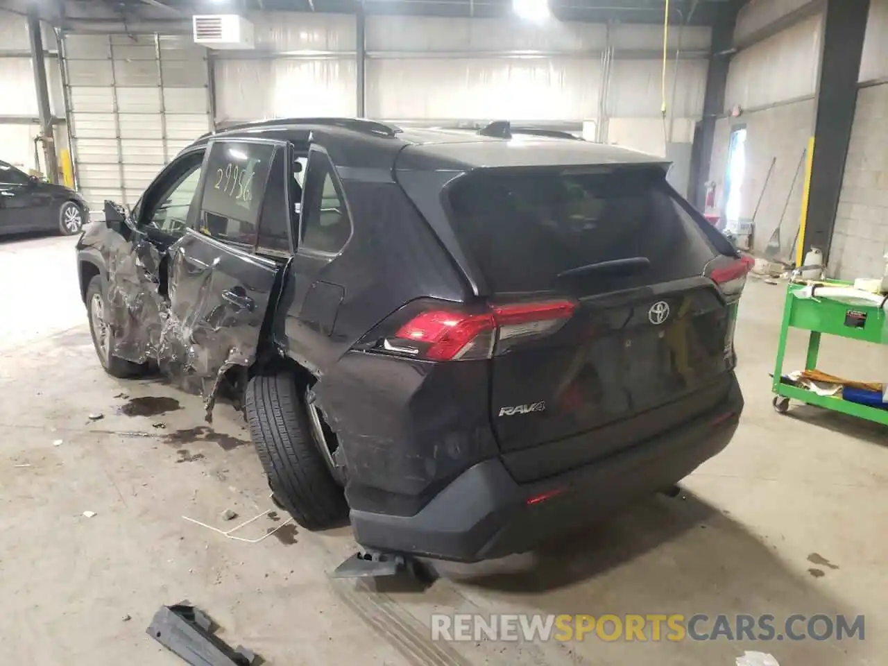 3 Photograph of a damaged car JTMP1RFV5LJ028166 TOYOTA RAV4 2020