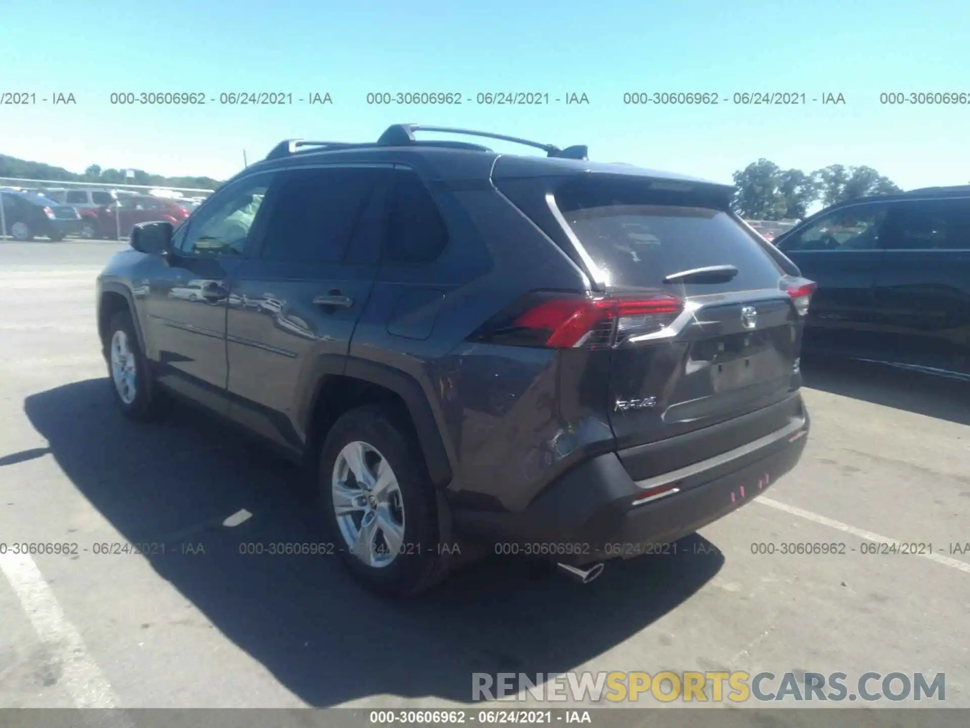 3 Photograph of a damaged car JTMP1RFV6LD048828 TOYOTA RAV4 2020