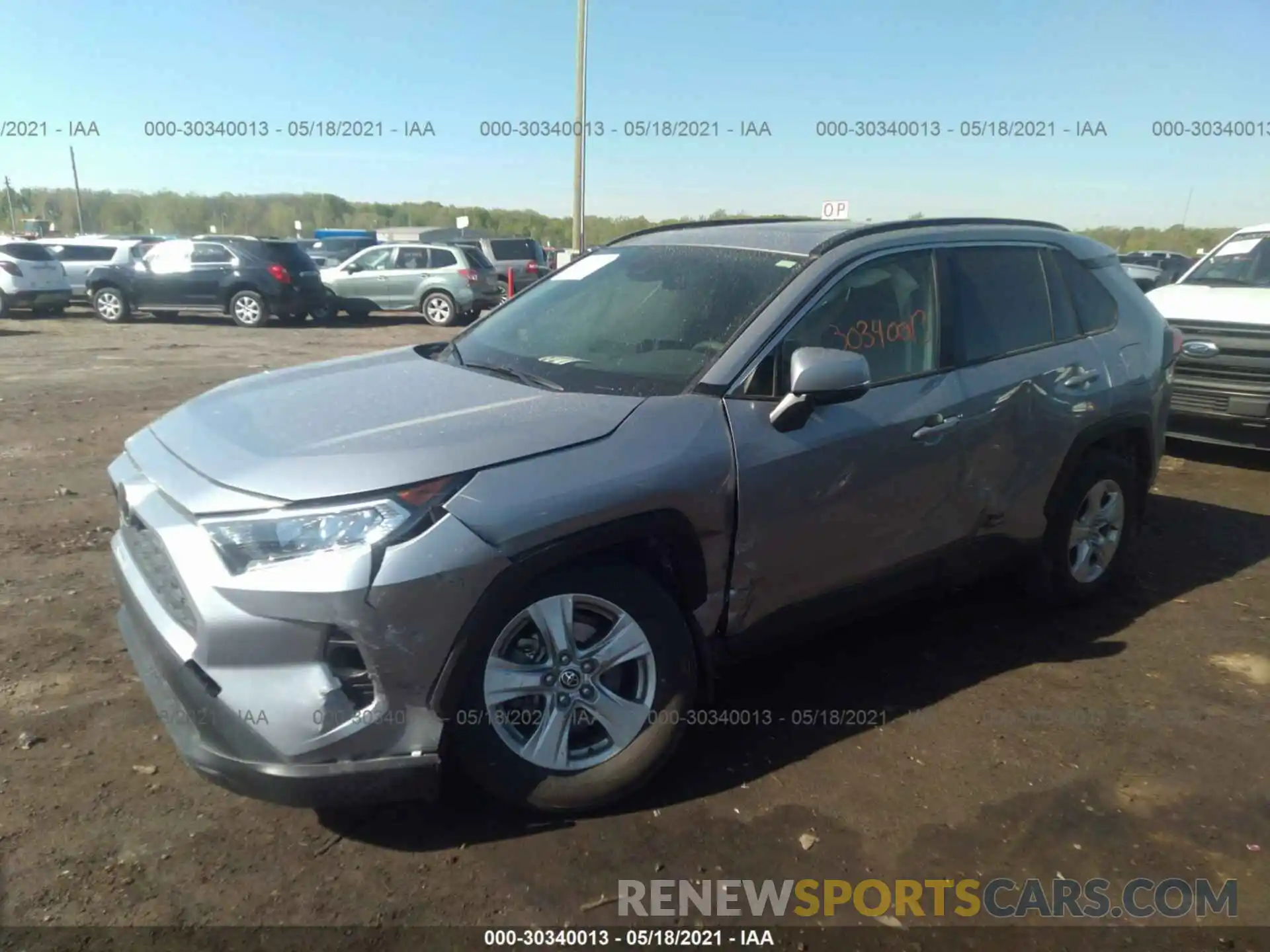 2 Фотография поврежденного автомобиля JTMP1RFV6LD054287 TOYOTA RAV4 2020