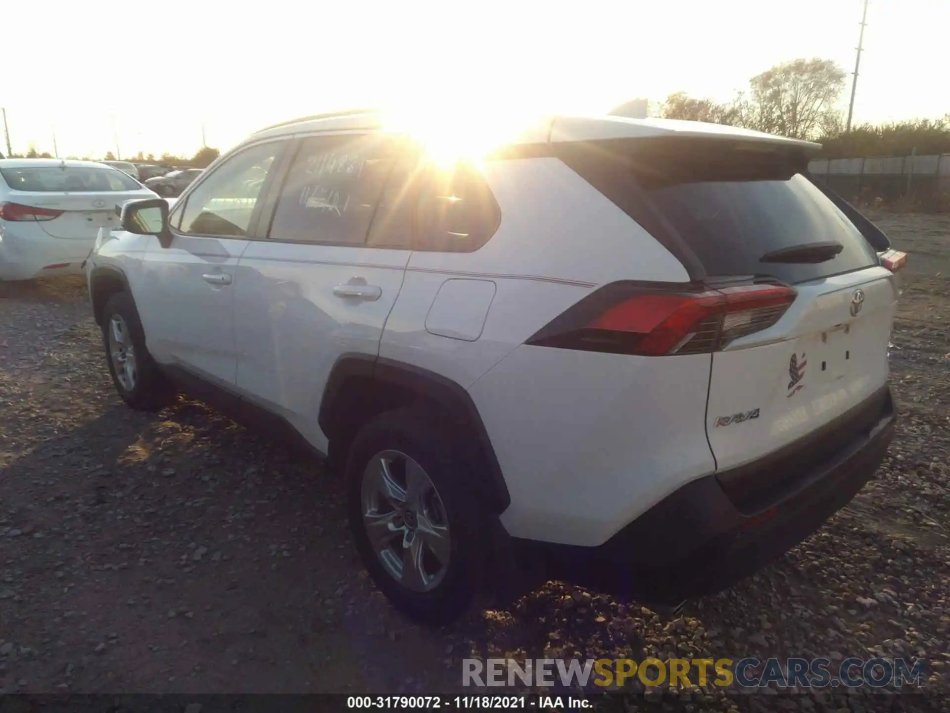 3 Photograph of a damaged car JTMP1RFV6LD056816 TOYOTA RAV4 2020