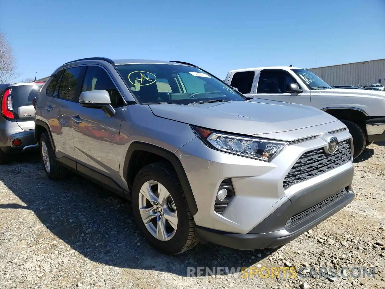 1 Photograph of a damaged car JTMP1RFV6LD061496 TOYOTA RAV4 2020