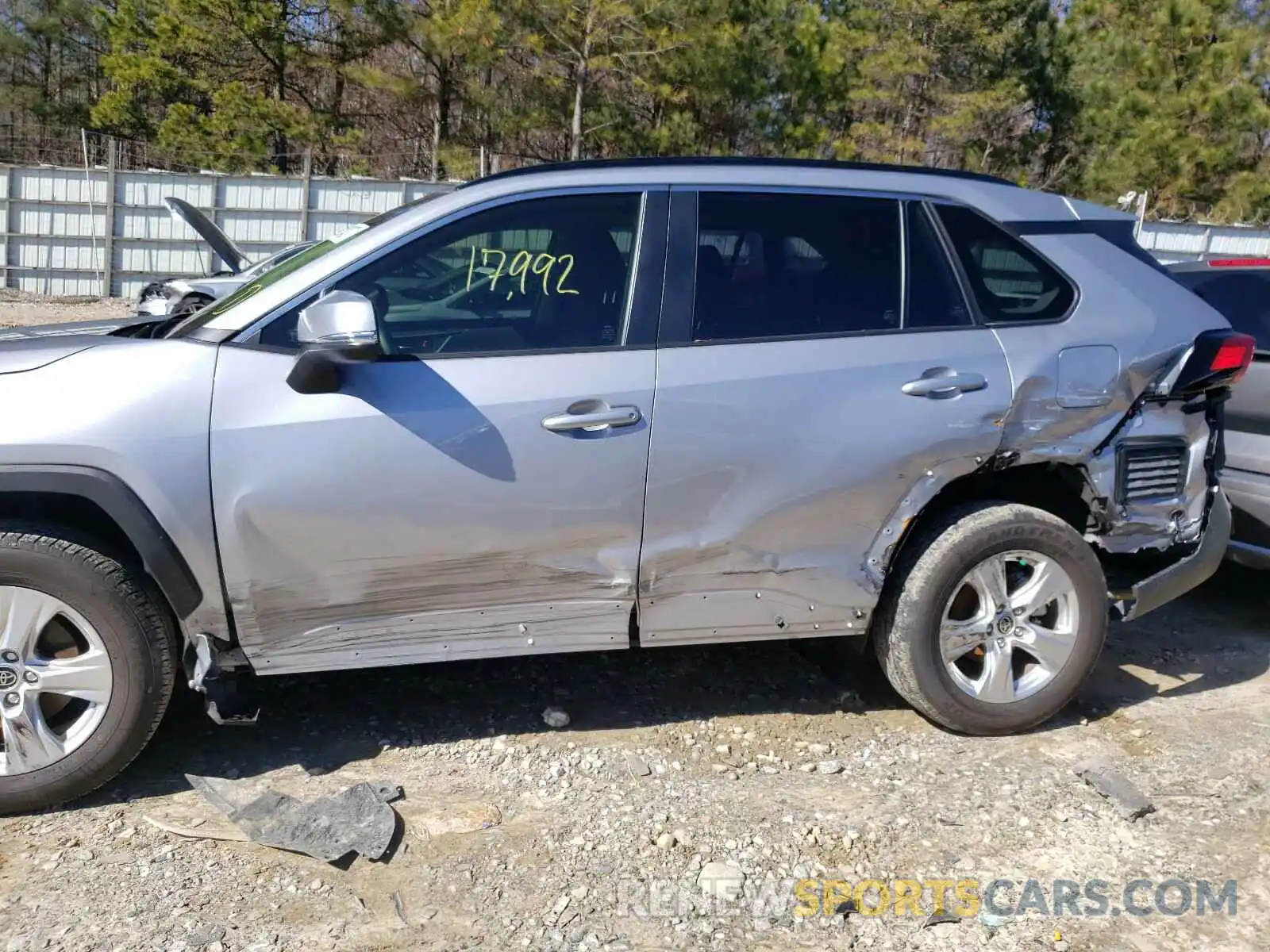 9 Photograph of a damaged car JTMP1RFV6LD061496 TOYOTA RAV4 2020