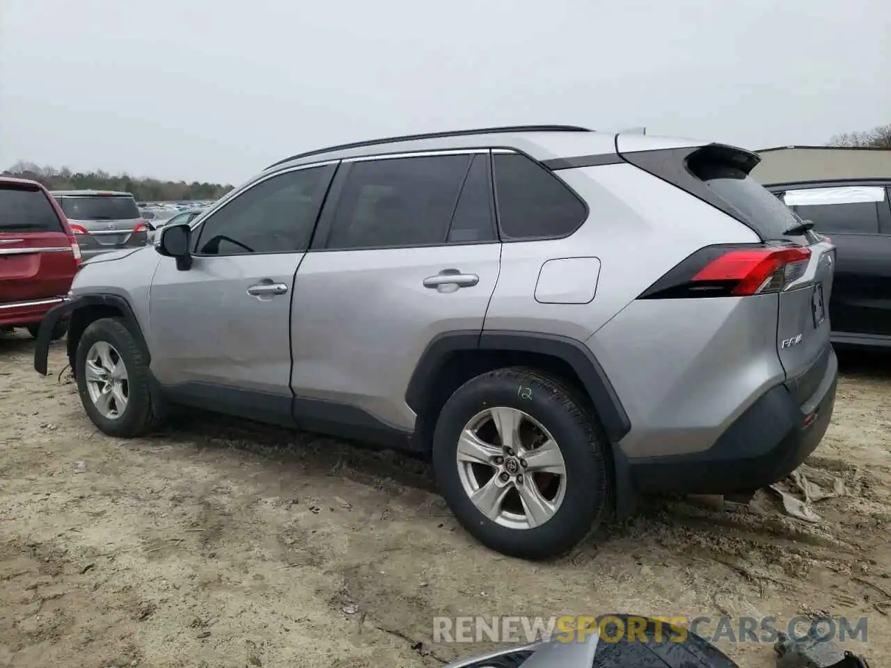 2 Photograph of a damaged car JTMP1RFV6LD531199 TOYOTA RAV4 2020