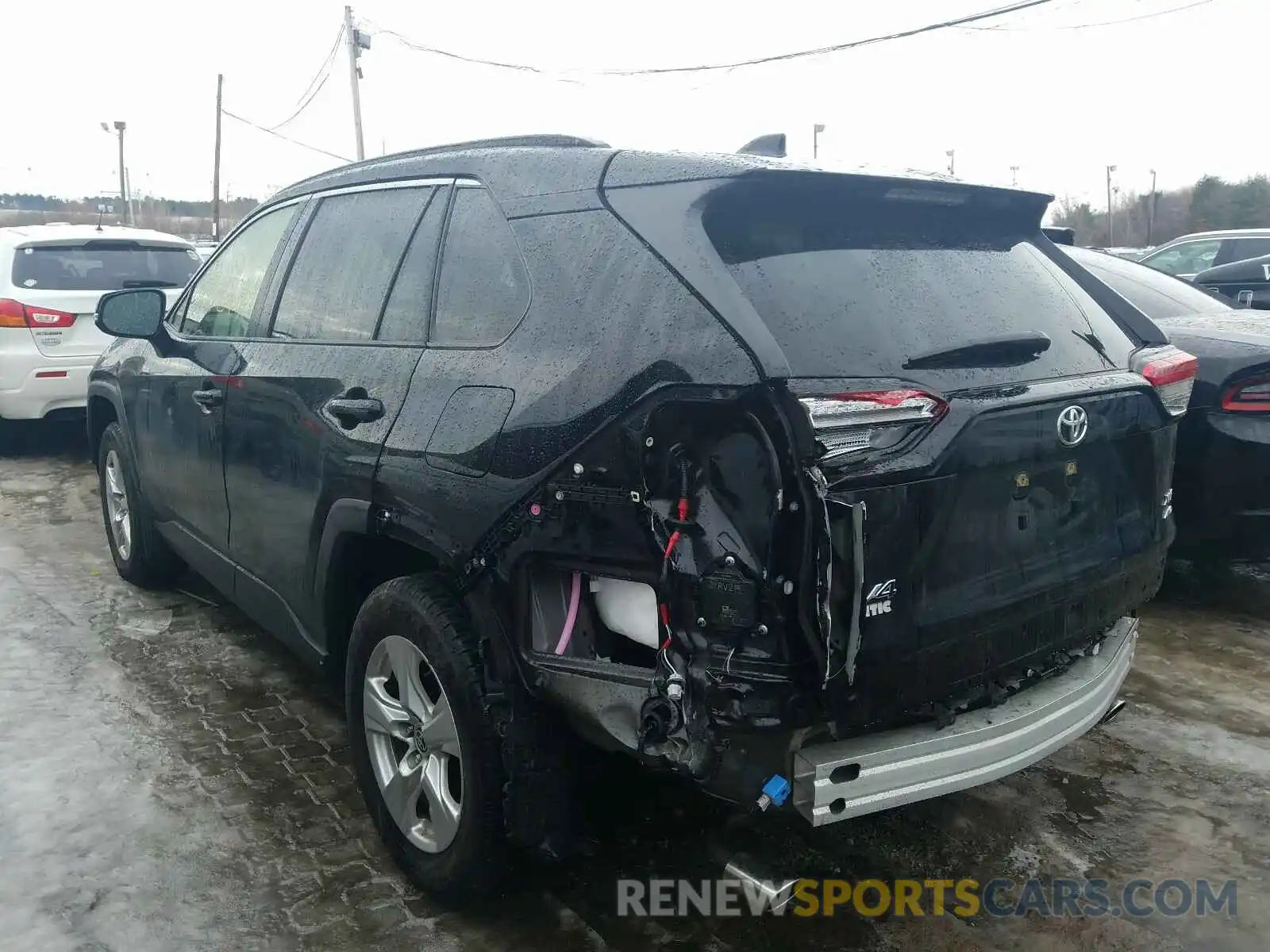 3 Photograph of a damaged car JTMP1RFV6LJ025891 TOYOTA RAV4 2020