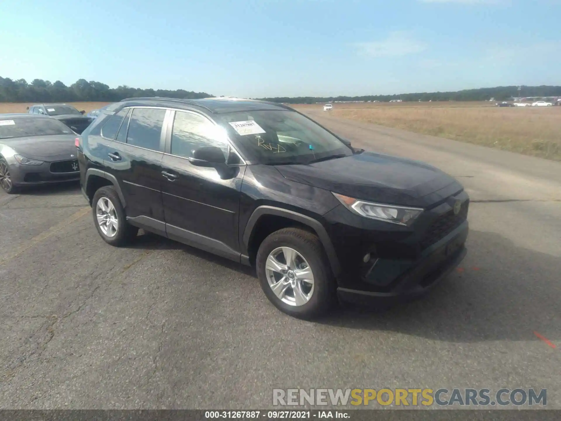 1 Photograph of a damaged car JTMP1RFV6LJ037717 TOYOTA RAV4 2020