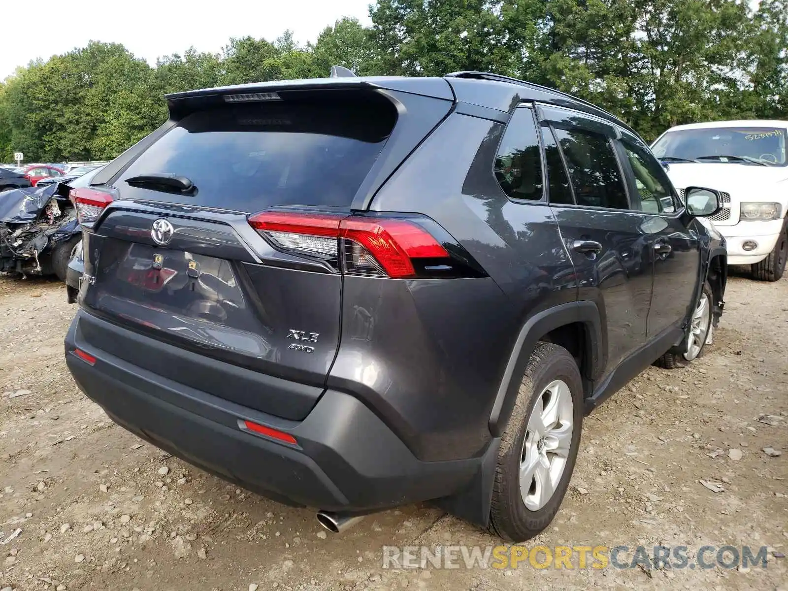 4 Photograph of a damaged car JTMP1RFV7LD051835 TOYOTA RAV4 2020