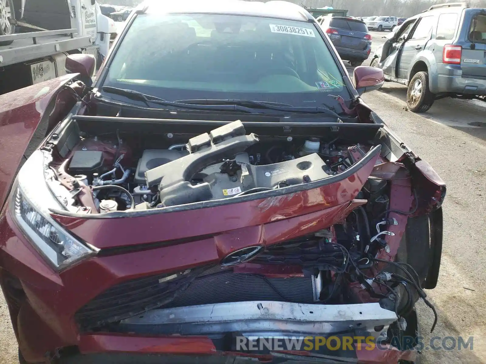 7 Photograph of a damaged car JTMP1RFV7LD052001 TOYOTA RAV4 2020