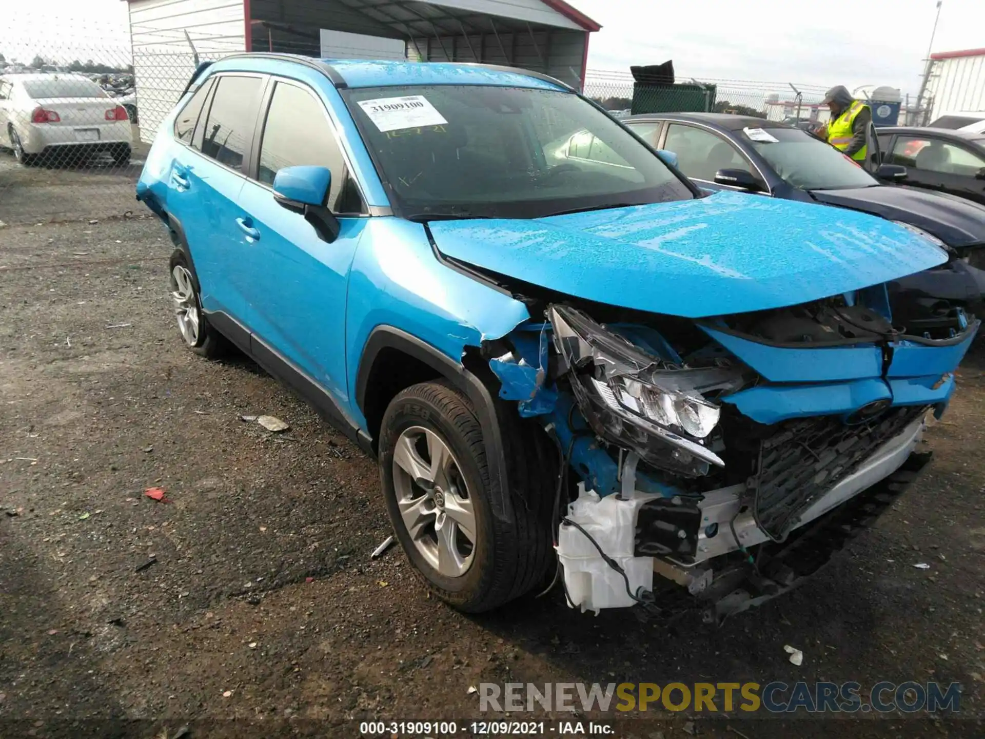 1 Photograph of a damaged car JTMP1RFV7LJ035250 TOYOTA RAV4 2020