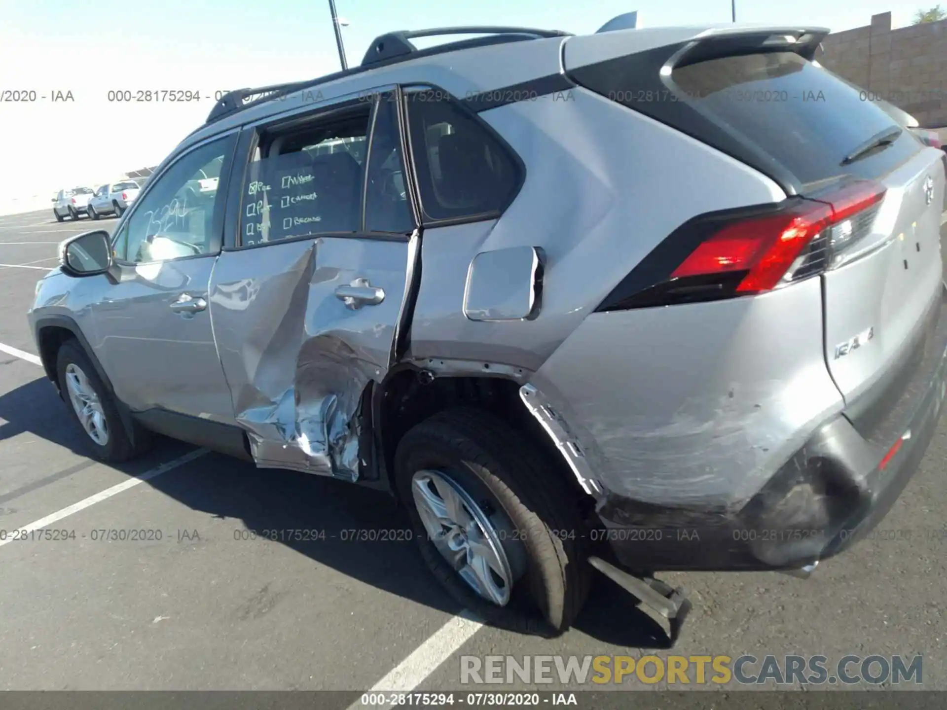 6 Photograph of a damaged car JTMP1RFV8LD057613 TOYOTA RAV4 2020