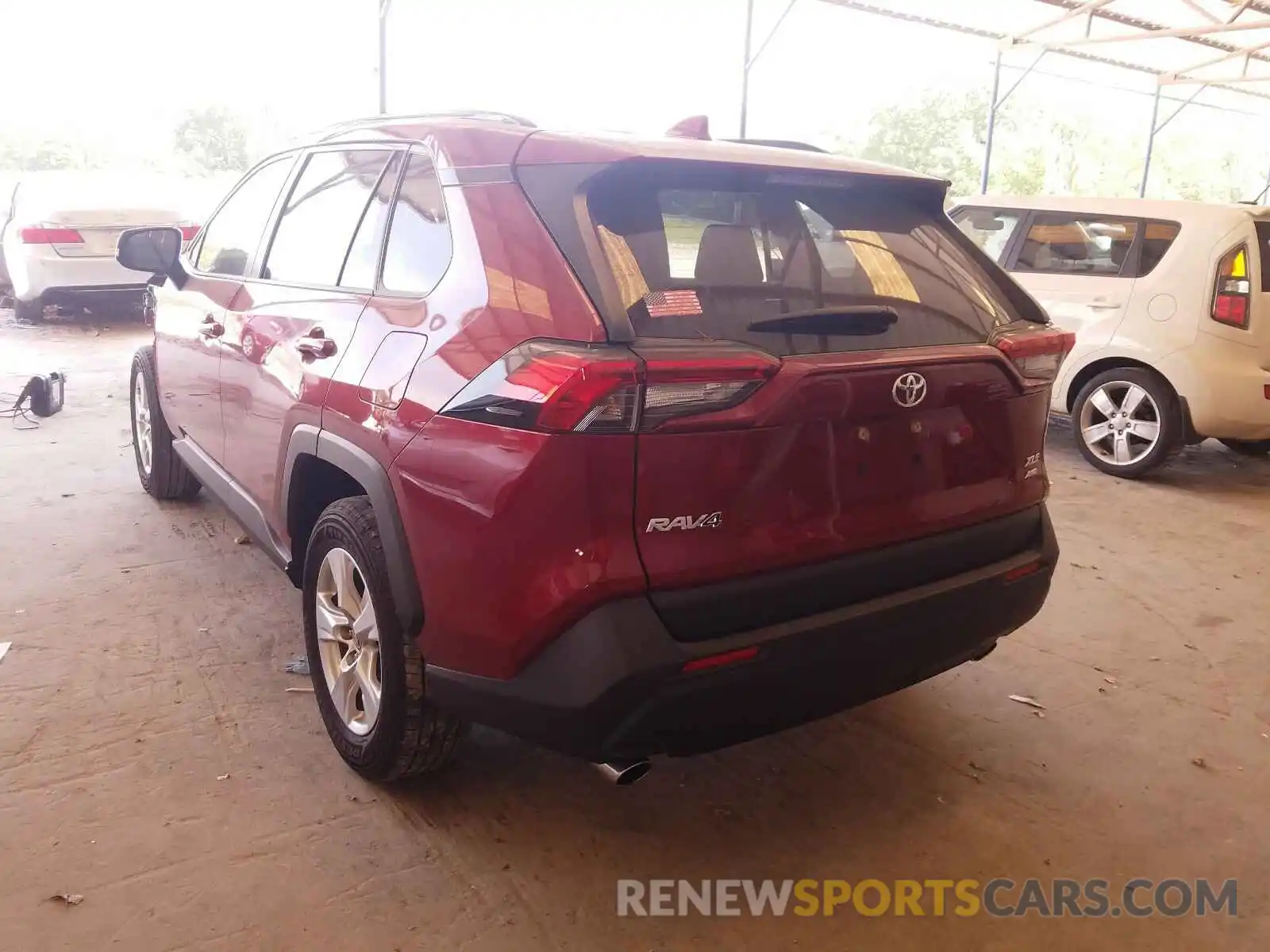 3 Photograph of a damaged car JTMP1RFV8LD060379 TOYOTA RAV4 2020