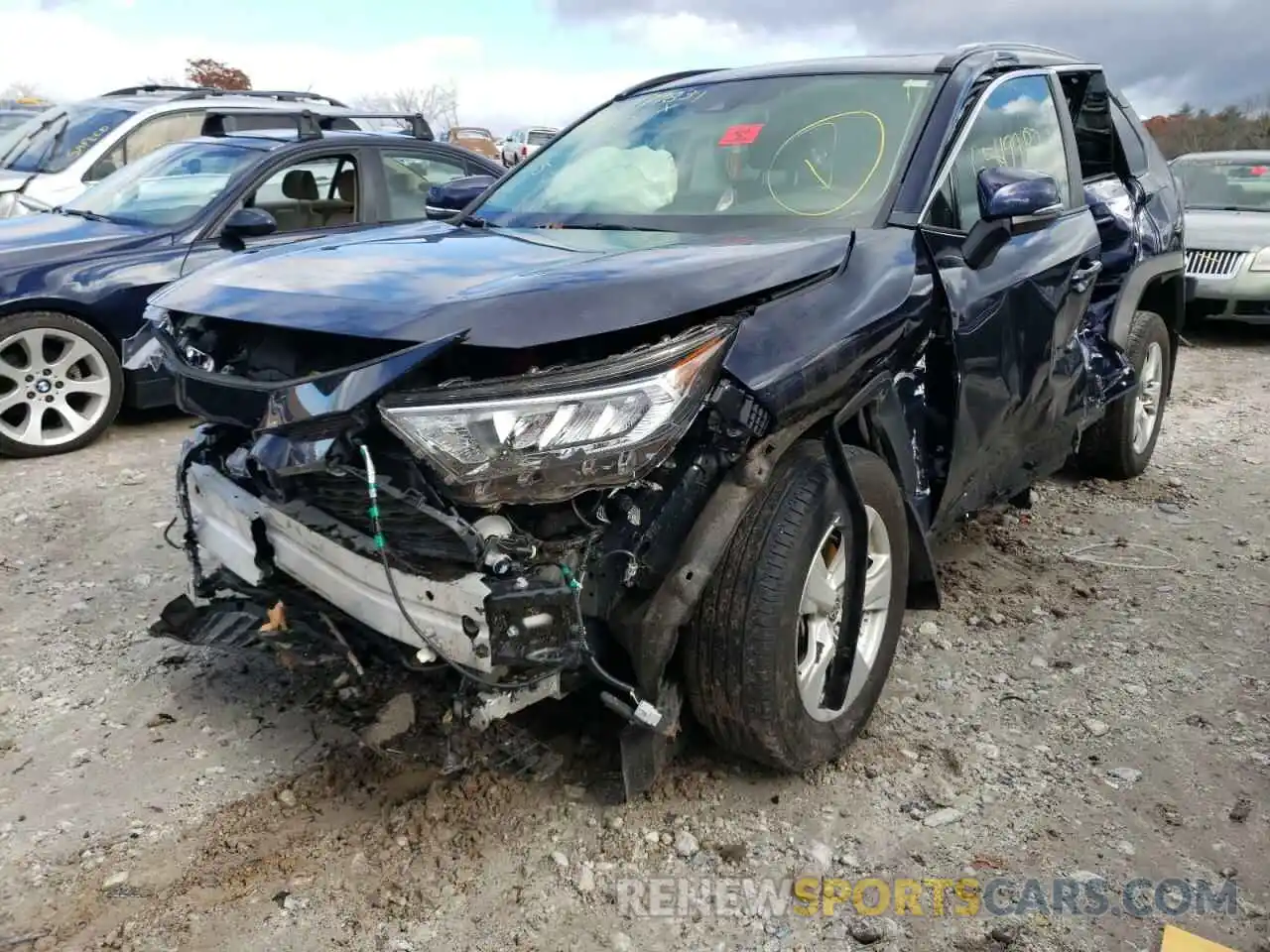 2 Photograph of a damaged car JTMP1RFV8LD060902 TOYOTA RAV4 2020