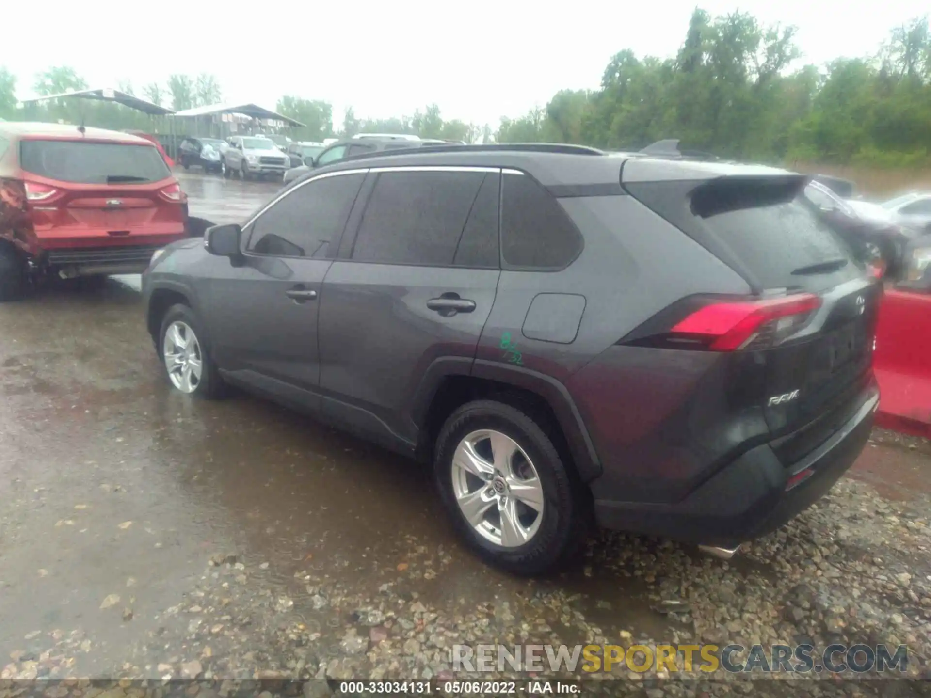 3 Photograph of a damaged car JTMP1RFV8LD063136 TOYOTA RAV4 2020