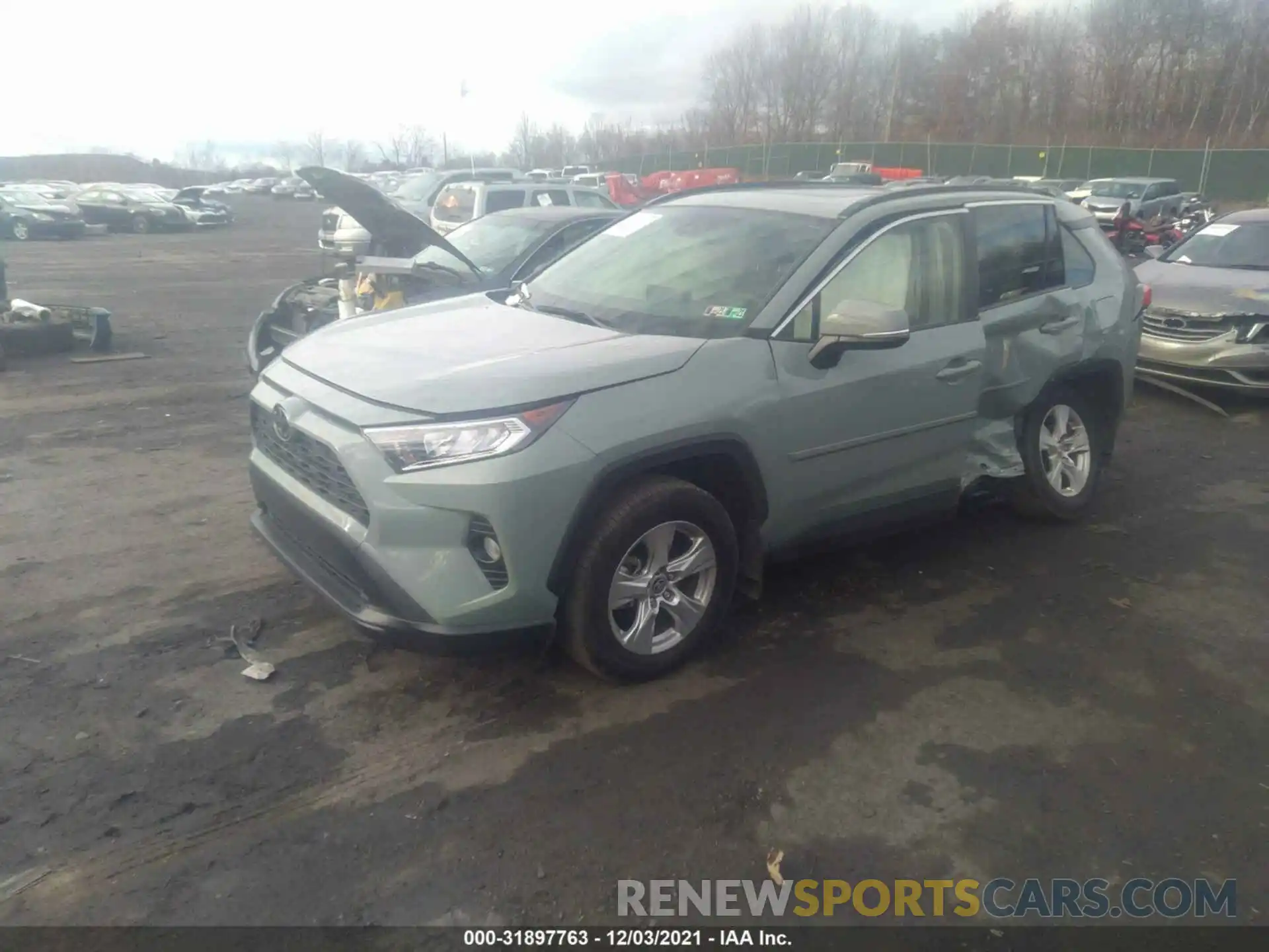 2 Photograph of a damaged car JTMP1RFV8LD066909 TOYOTA RAV4 2020