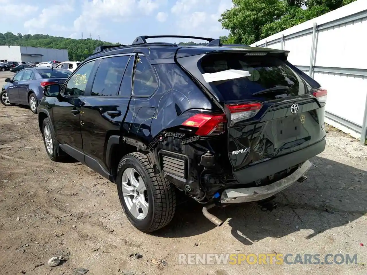 3 Photograph of a damaged car JTMP1RFV8LD067123 TOYOTA RAV4 2020