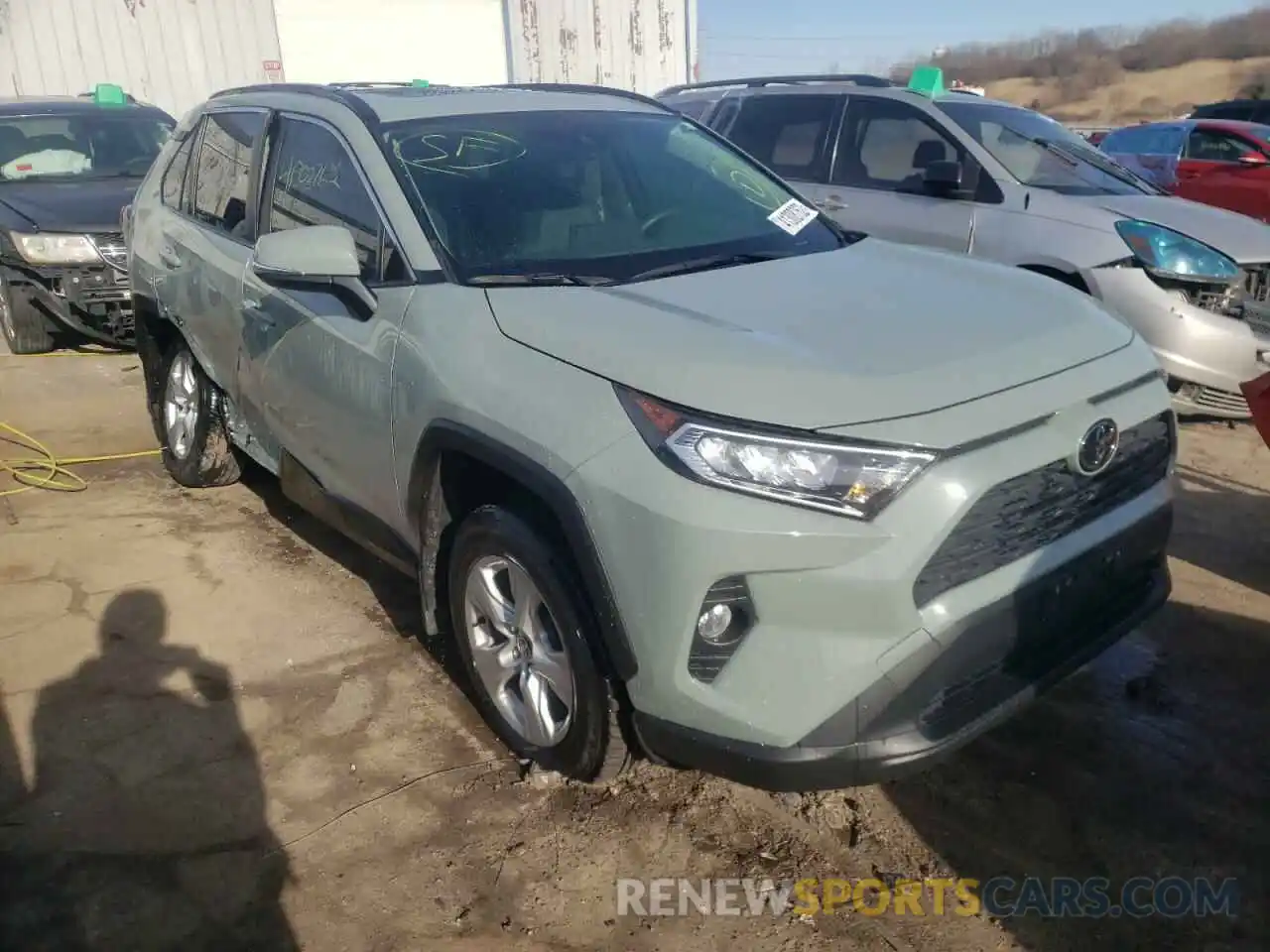 1 Photograph of a damaged car JTMP1RFV8LD530393 TOYOTA RAV4 2020