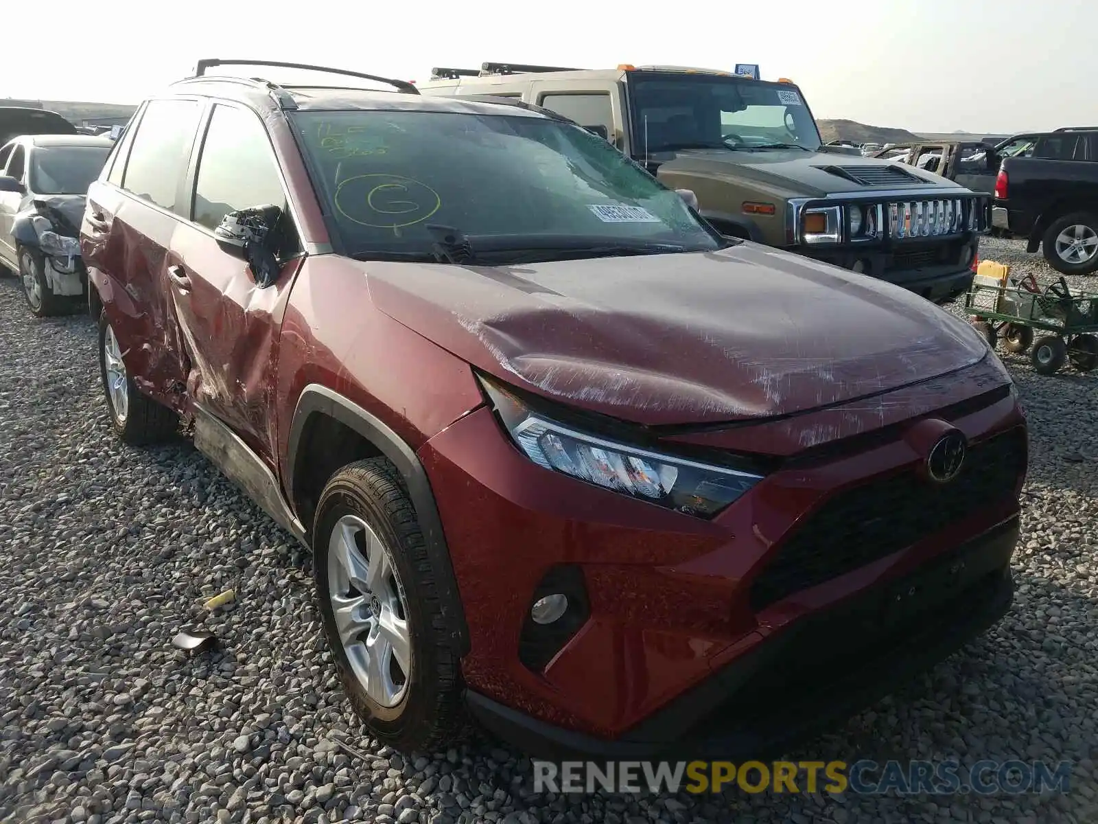 1 Photograph of a damaged car JTMP1RFV8LJ036181 TOYOTA RAV4 2020