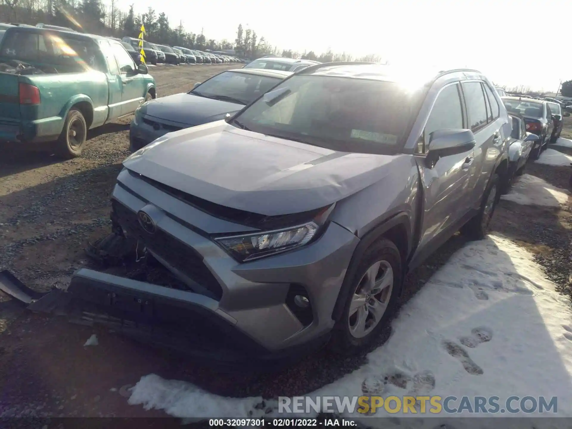 2 Photograph of a damaged car JTMP1RFV9LD059760 TOYOTA RAV4 2020