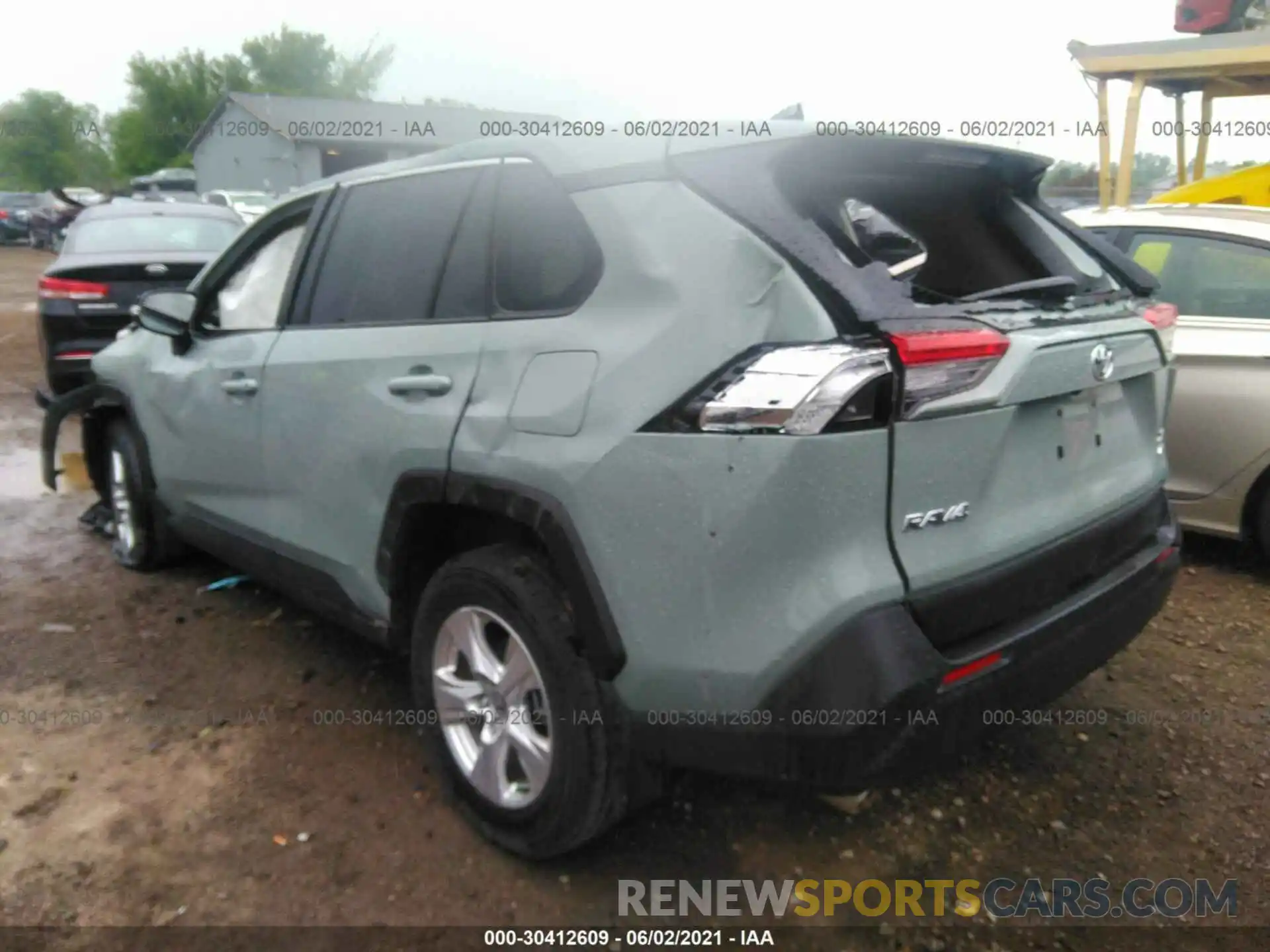 3 Фотография поврежденного автомобиля JTMP1RFV9LD060746 TOYOTA RAV4 2020