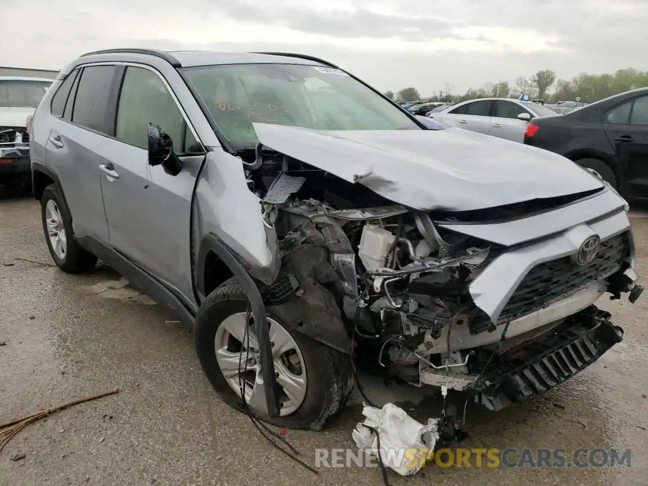 1 Photograph of a damaged car JTMP1RFV9LD063503 TOYOTA RAV4 2020