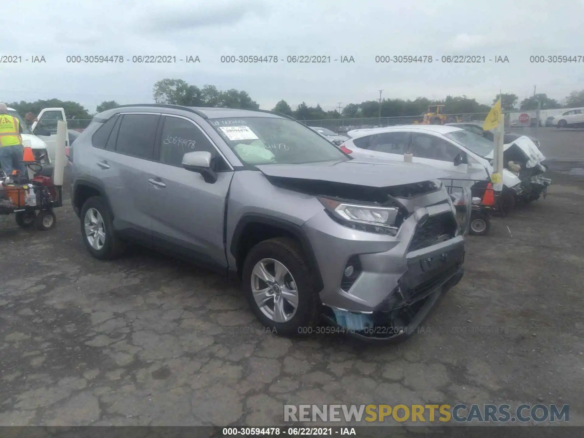 1 Photograph of a damaged car JTMP1RFV9LD068538 TOYOTA RAV4 2020