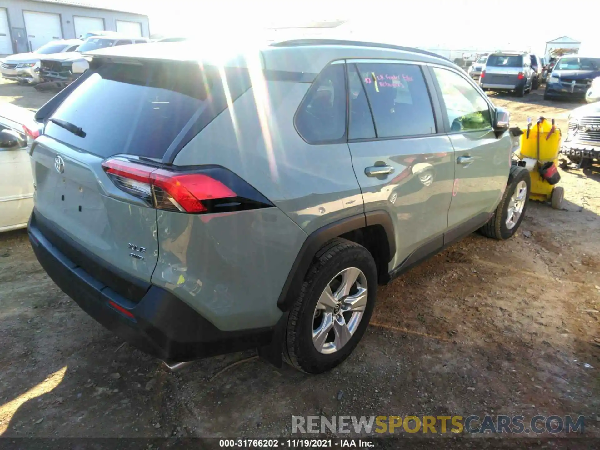 4 Photograph of a damaged car JTMP1RFV9LJ035377 TOYOTA RAV4 2020