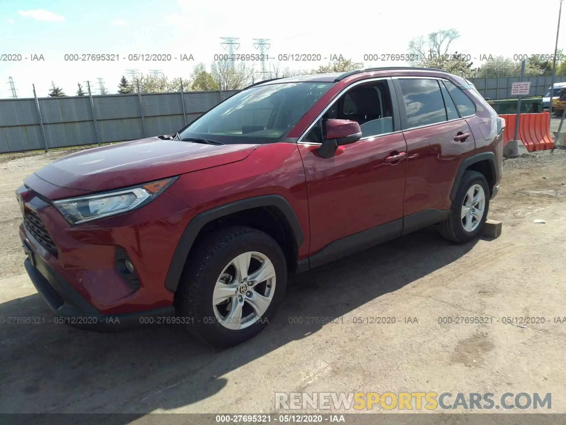 2 Фотография поврежденного автомобиля JTMP1RFVXLD049593 TOYOTA RAV4 2020