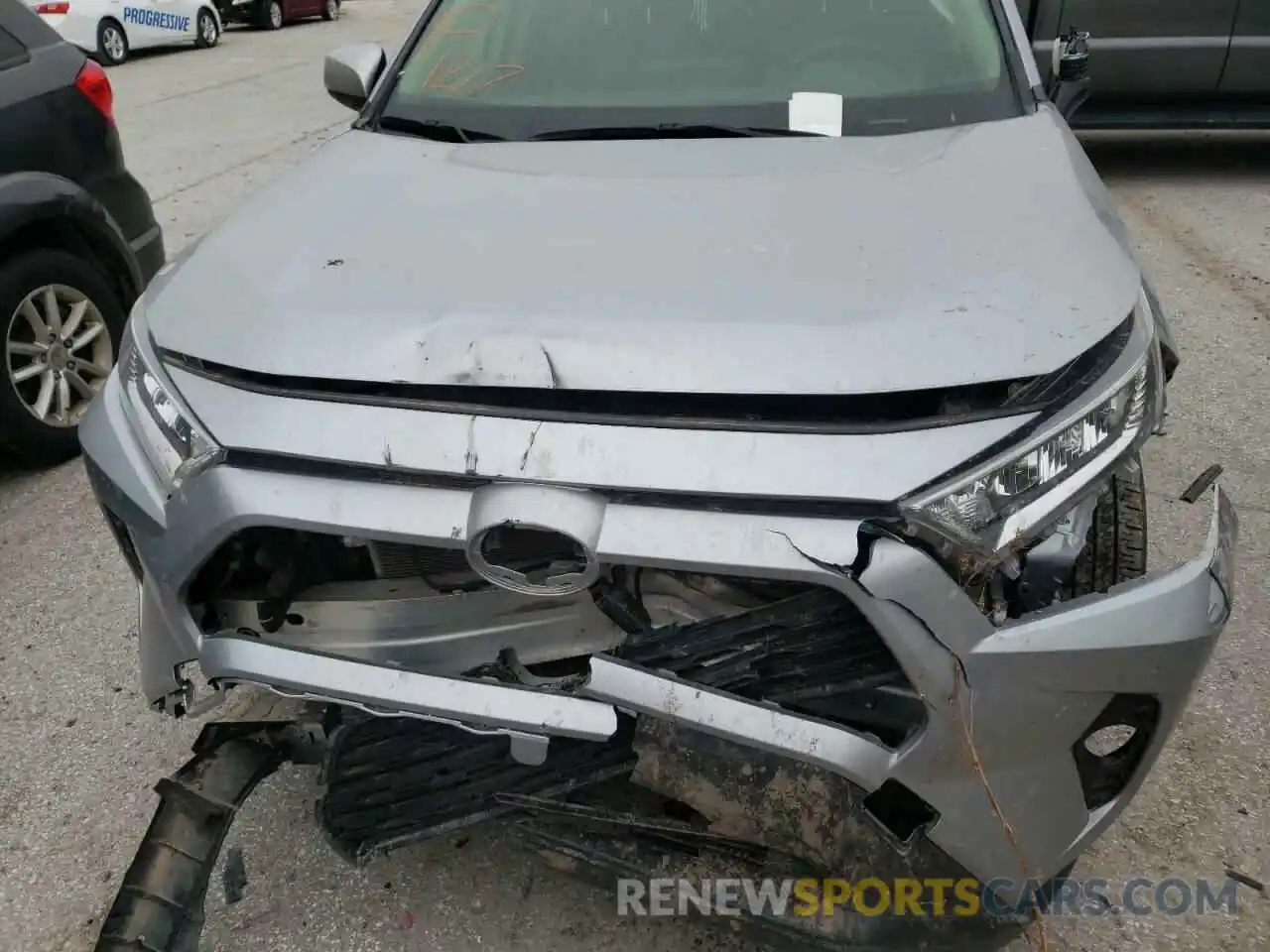 7 Photograph of a damaged car JTMP1RFVXLD527320 TOYOTA RAV4 2020