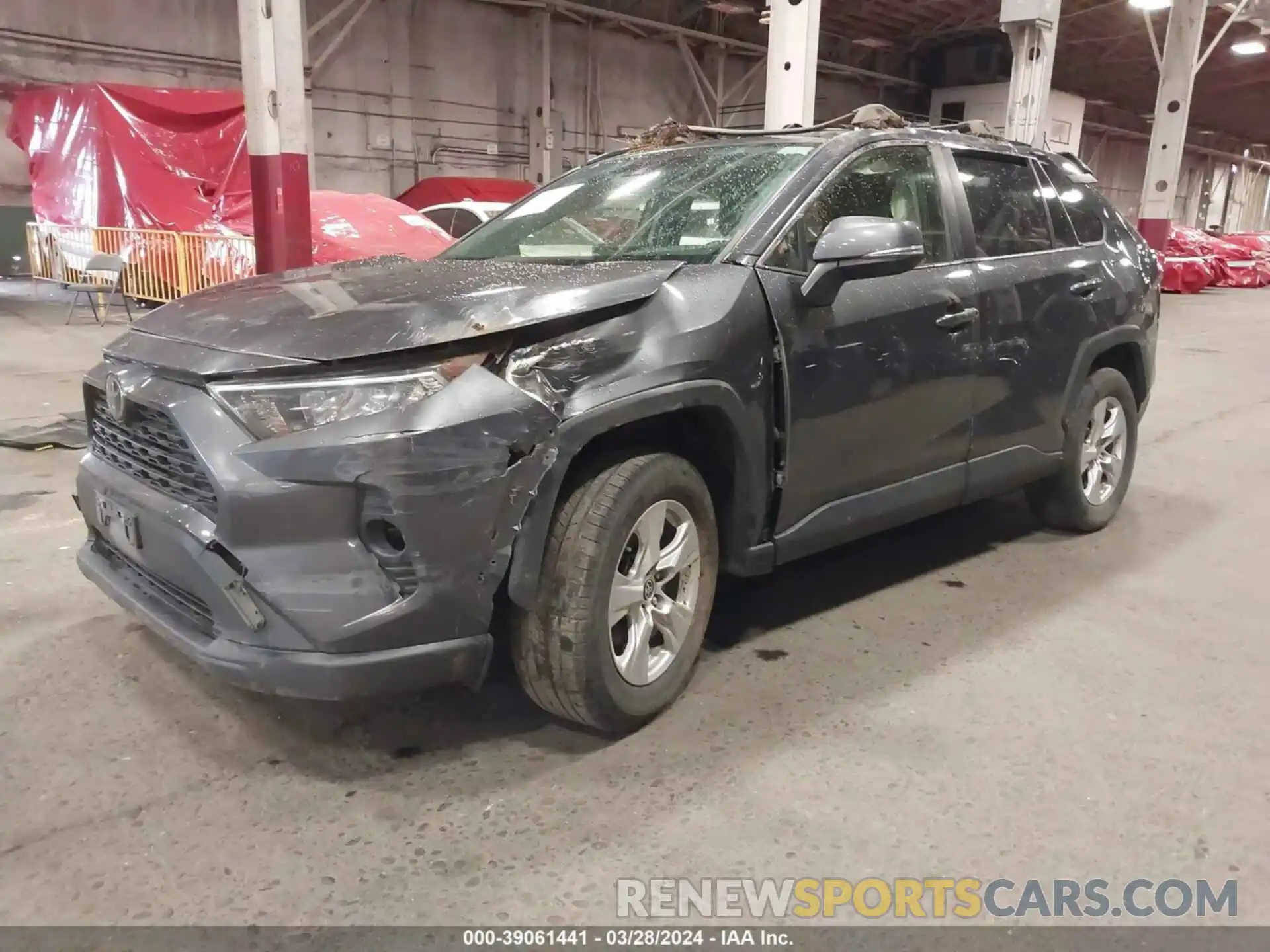 2 Photograph of a damaged car JTMP1RFVXLJ027918 TOYOTA RAV4 2020