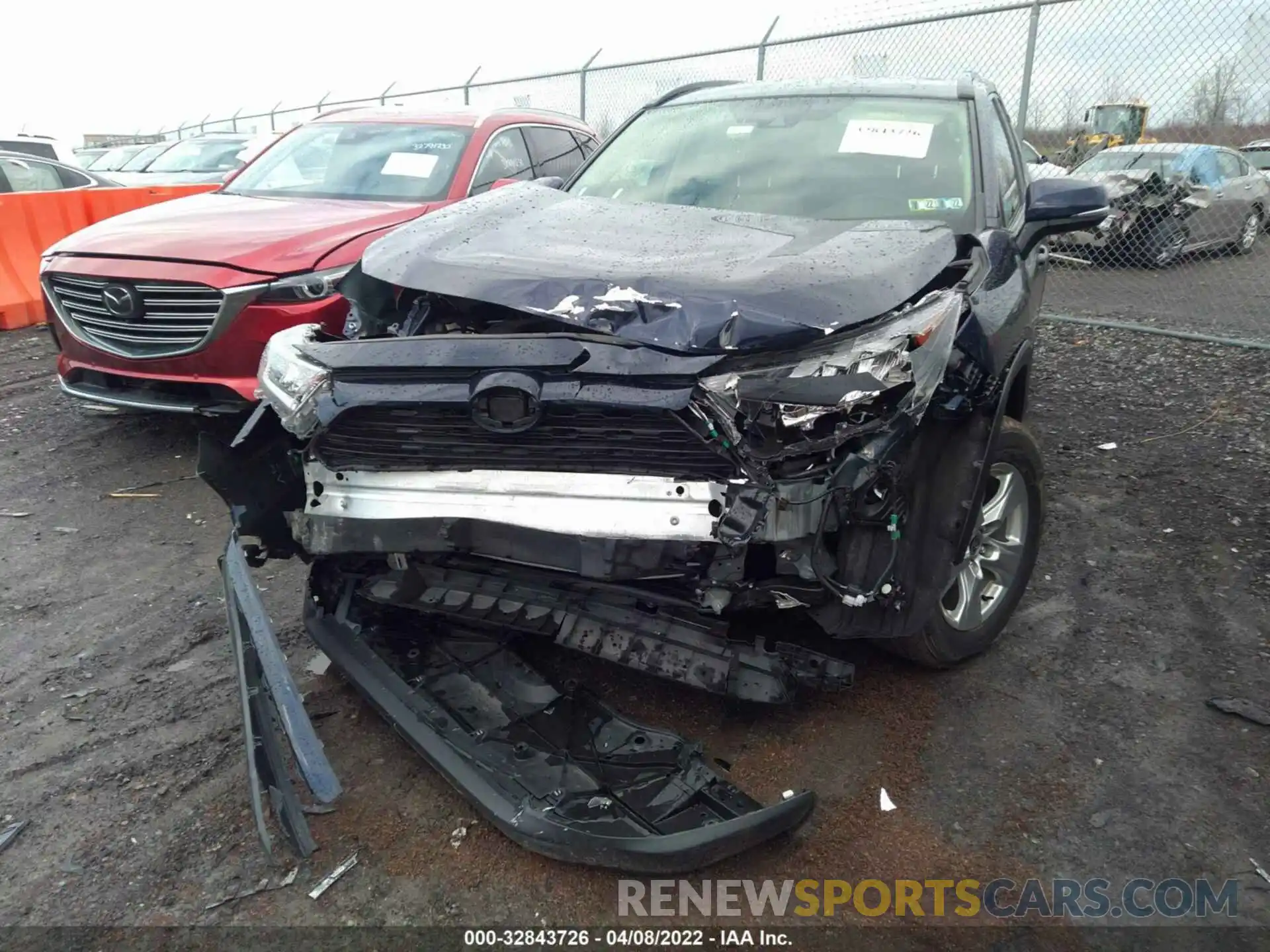 6 Photograph of a damaged car JTMP1RFVXLJ029264 TOYOTA RAV4 2020