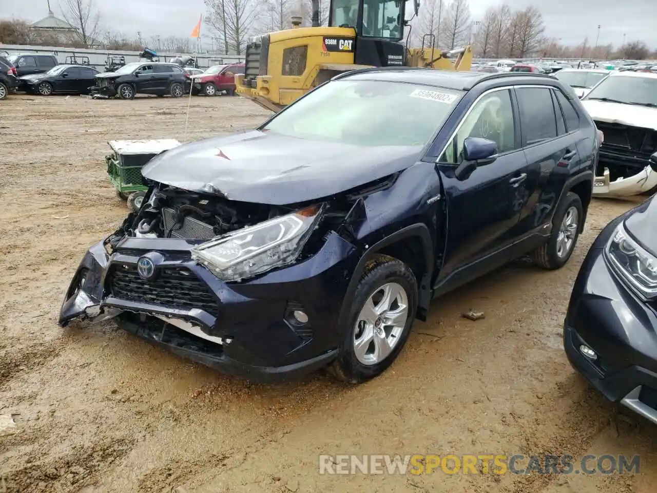 2 Photograph of a damaged car JTMR6RFV0LD001868 TOYOTA RAV4 2020