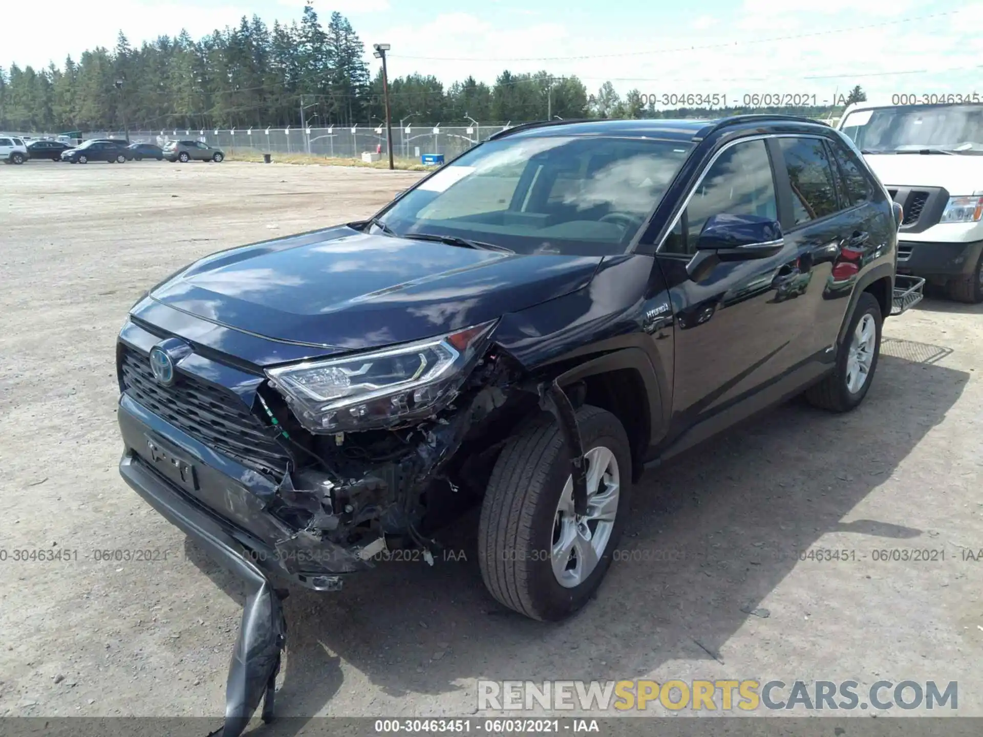 2 Photograph of a damaged car JTMR6RFV0LD004642 TOYOTA RAV4 2020