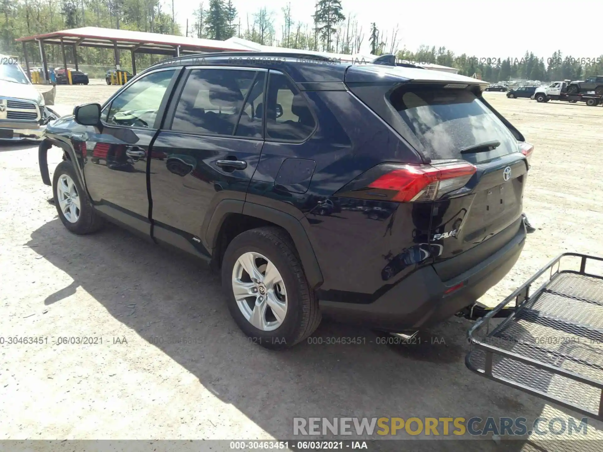 3 Photograph of a damaged car JTMR6RFV0LD004642 TOYOTA RAV4 2020