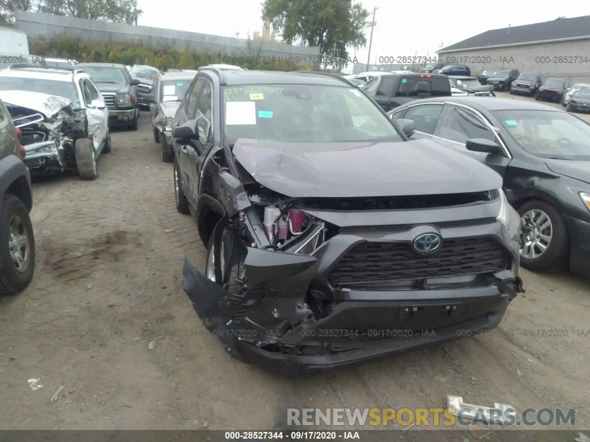 6 Photograph of a damaged car JTMR6RFV1LD001913 TOYOTA RAV4 2020