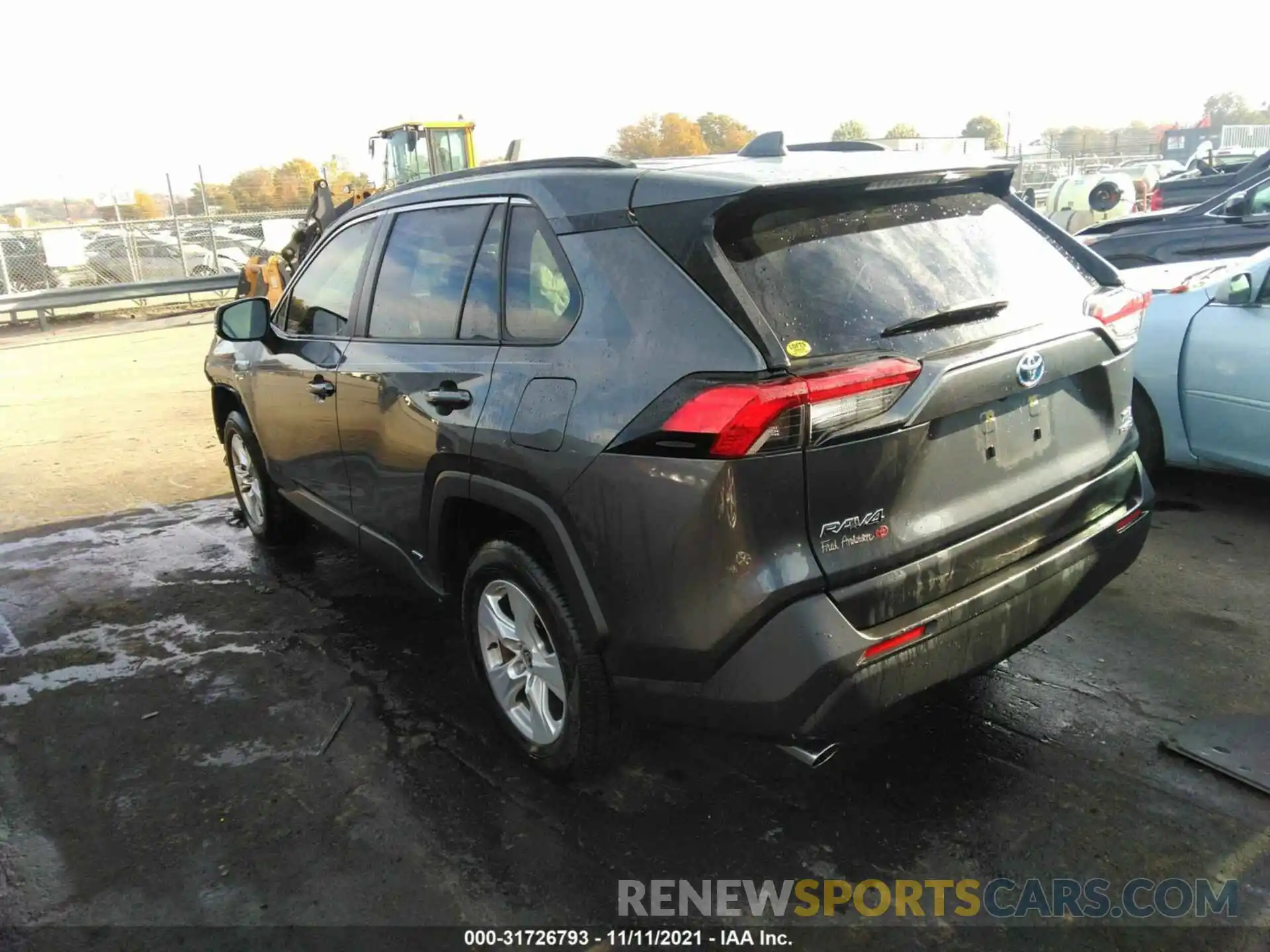 3 Фотография поврежденного автомобиля JTMR6RFV4LD002358 TOYOTA RAV4 2020