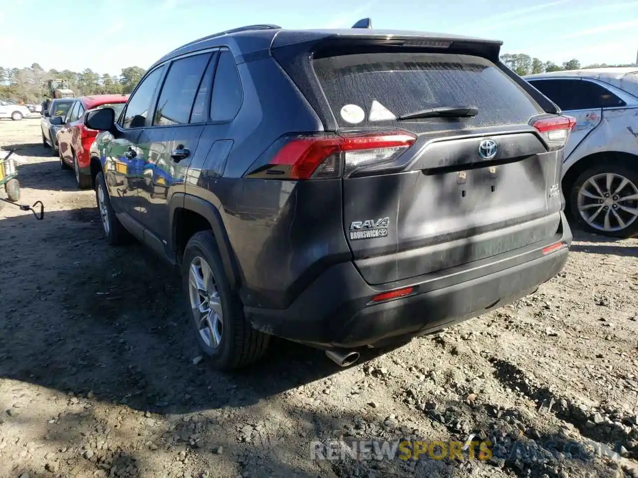 3 Photograph of a damaged car JTMR6RFV4LD004367 TOYOTA RAV4 2020