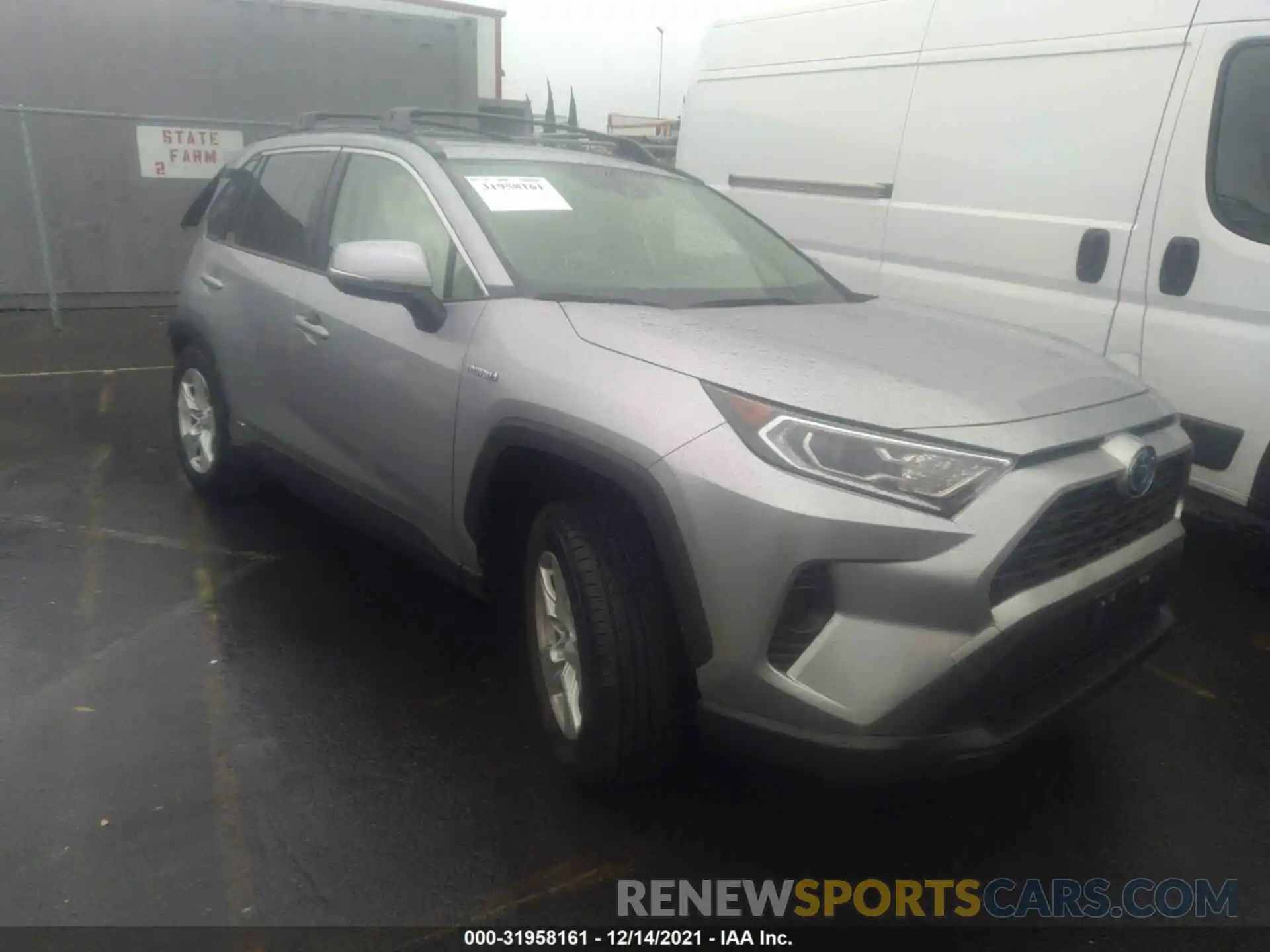 1 Фотография поврежденного автомобиля JTMR6RFV4LD005650 TOYOTA RAV4 2020