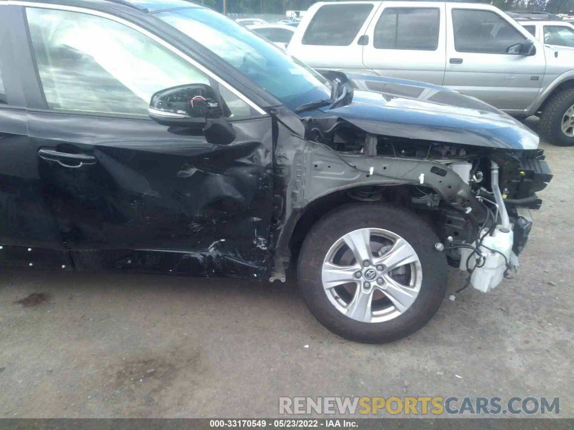 6 Photograph of a damaged car JTMR6RFV4LD006085 TOYOTA RAV4 2020