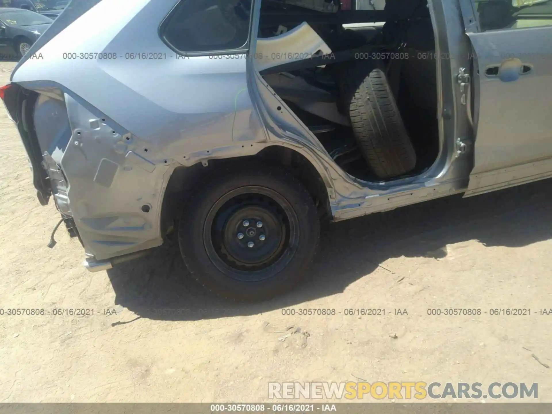 6 Photograph of a damaged car JTMR6RFV8LD006106 TOYOTA RAV4 2020