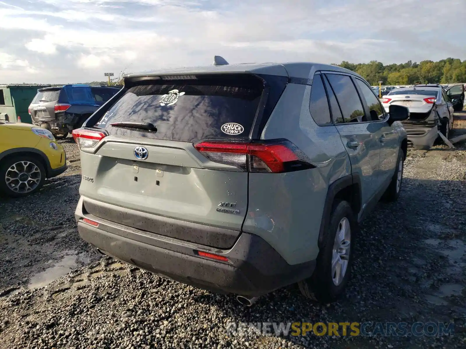 4 Photograph of a damaged car JTMR6RFVXLD005250 TOYOTA RAV4 2020