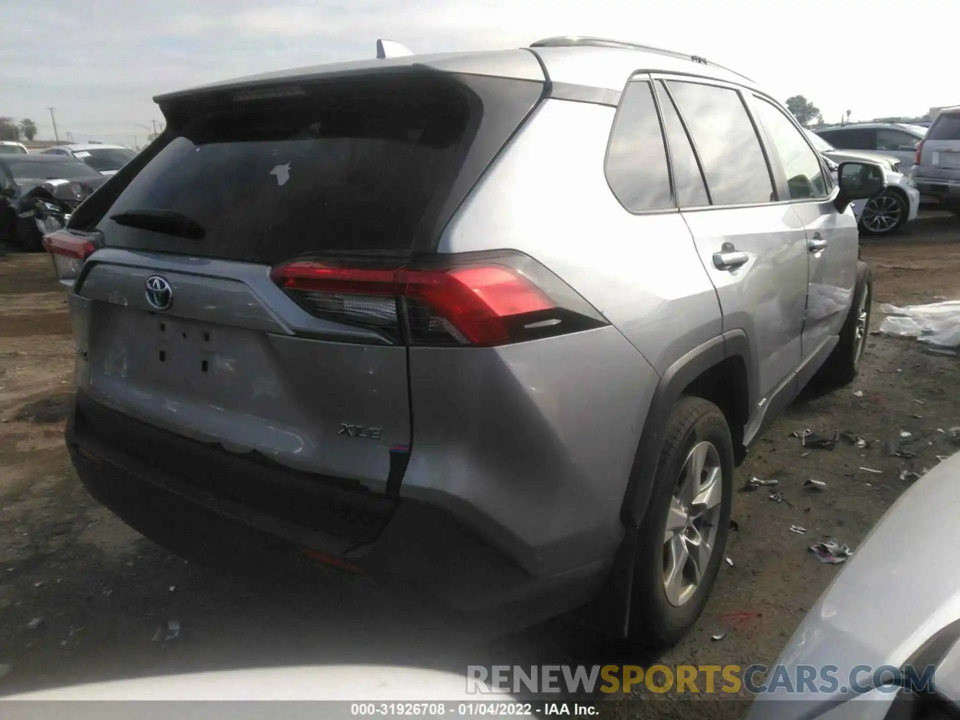 4 Photograph of a damaged car JTMRWRFV0LD063450 TOYOTA RAV4 2020