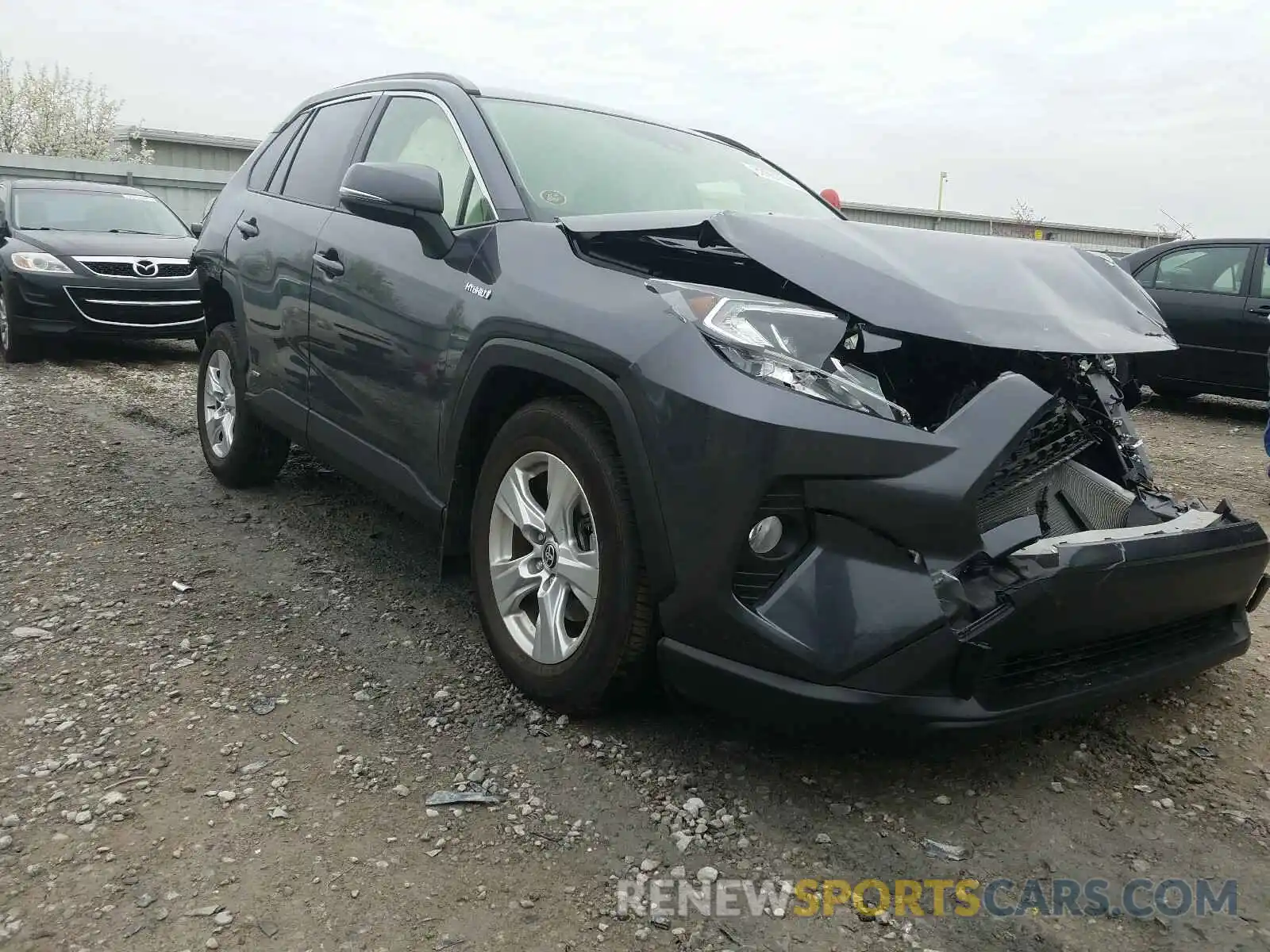 1 Photograph of a damaged car JTMRWRFV0LD068258 TOYOTA RAV4 2020