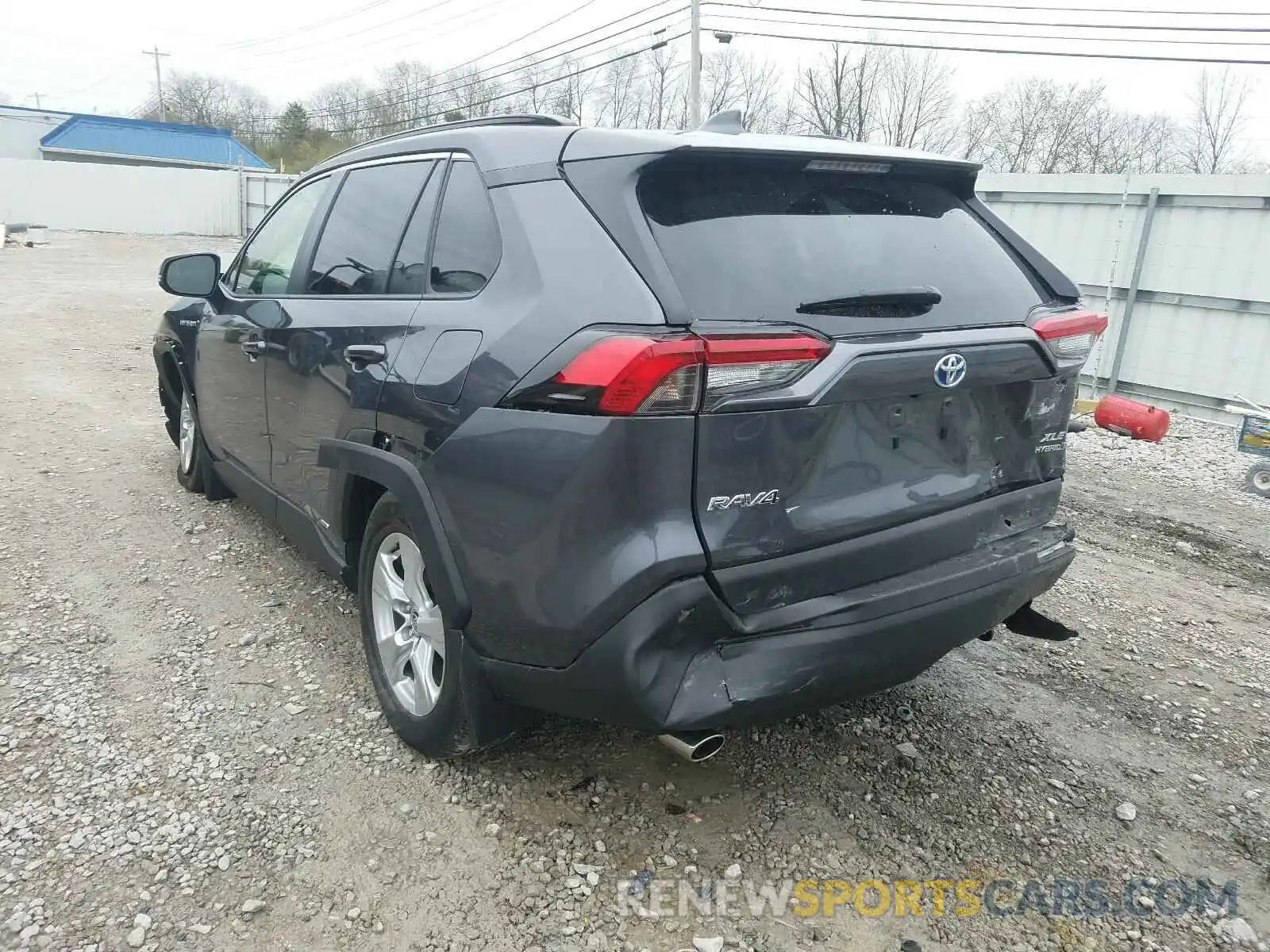 3 Photograph of a damaged car JTMRWRFV0LD068258 TOYOTA RAV4 2020