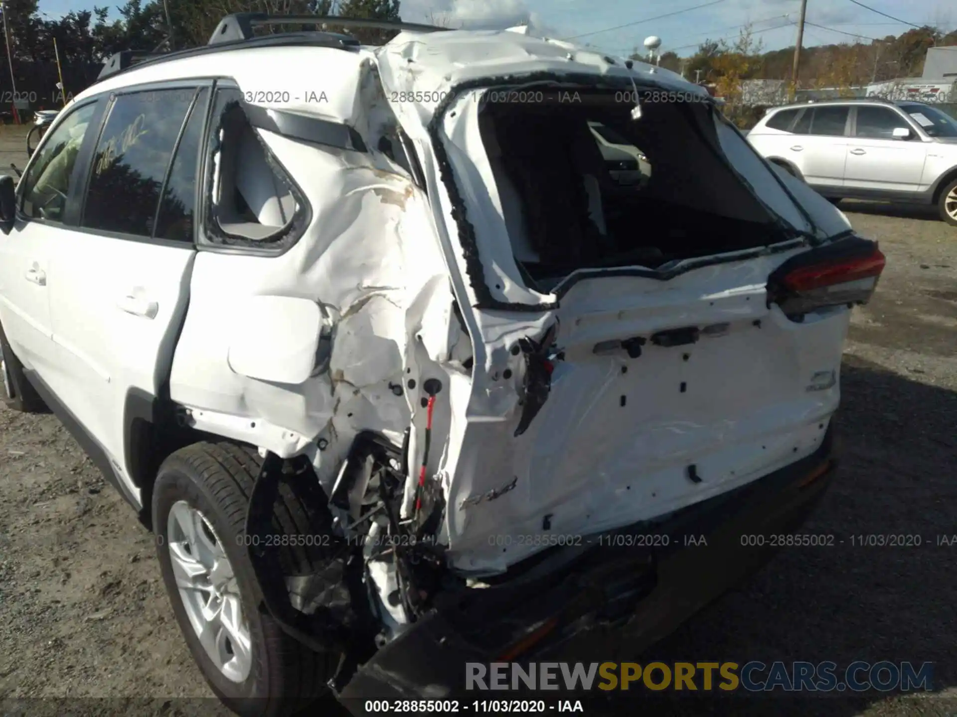 6 Photograph of a damaged car JTMRWRFV0LD070267 TOYOTA RAV4 2020