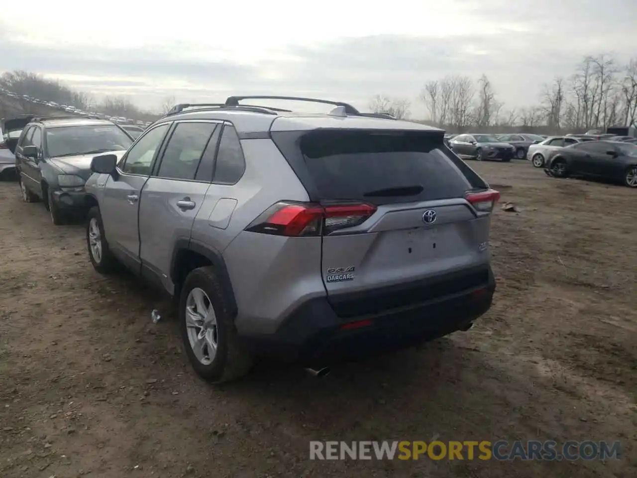 3 Photograph of a damaged car JTMRWRFV0LD072732 TOYOTA RAV4 2020