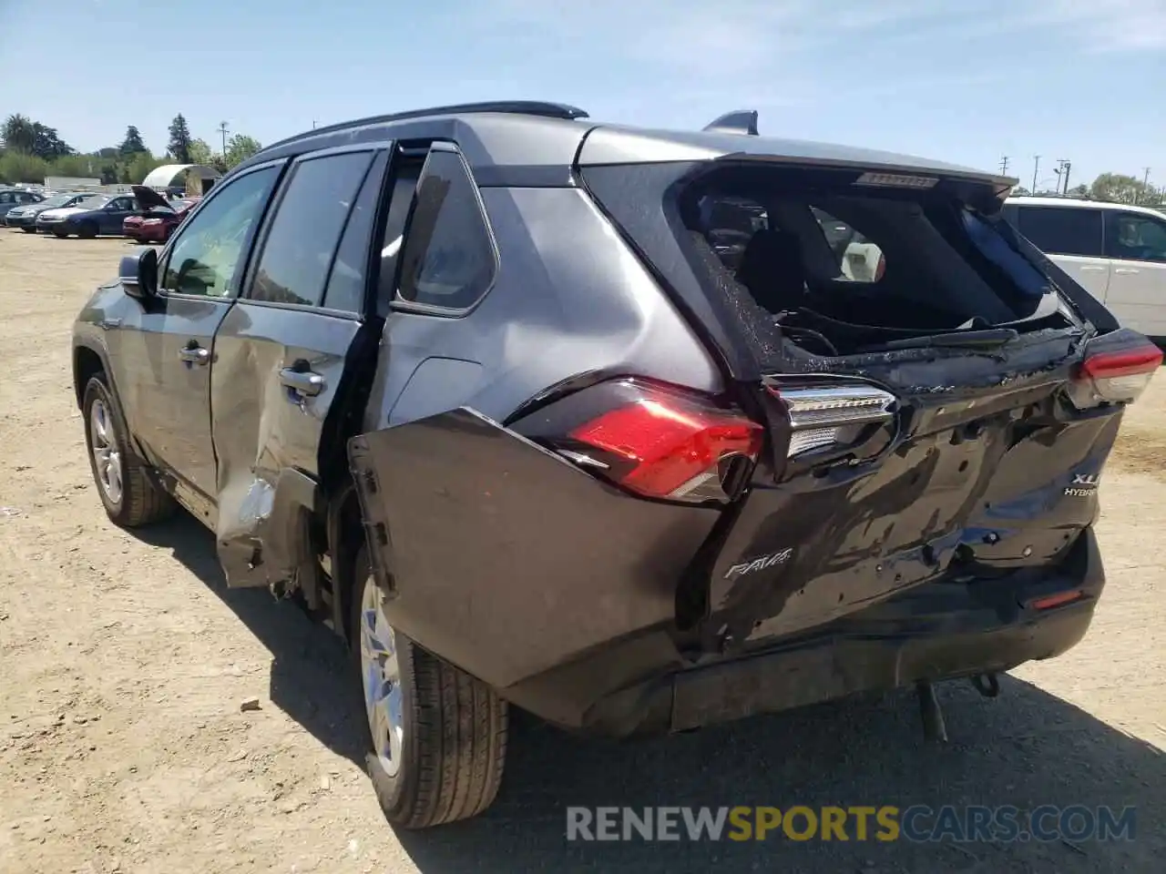 3 Photograph of a damaged car JTMRWRFV0LD541317 TOYOTA RAV4 2020