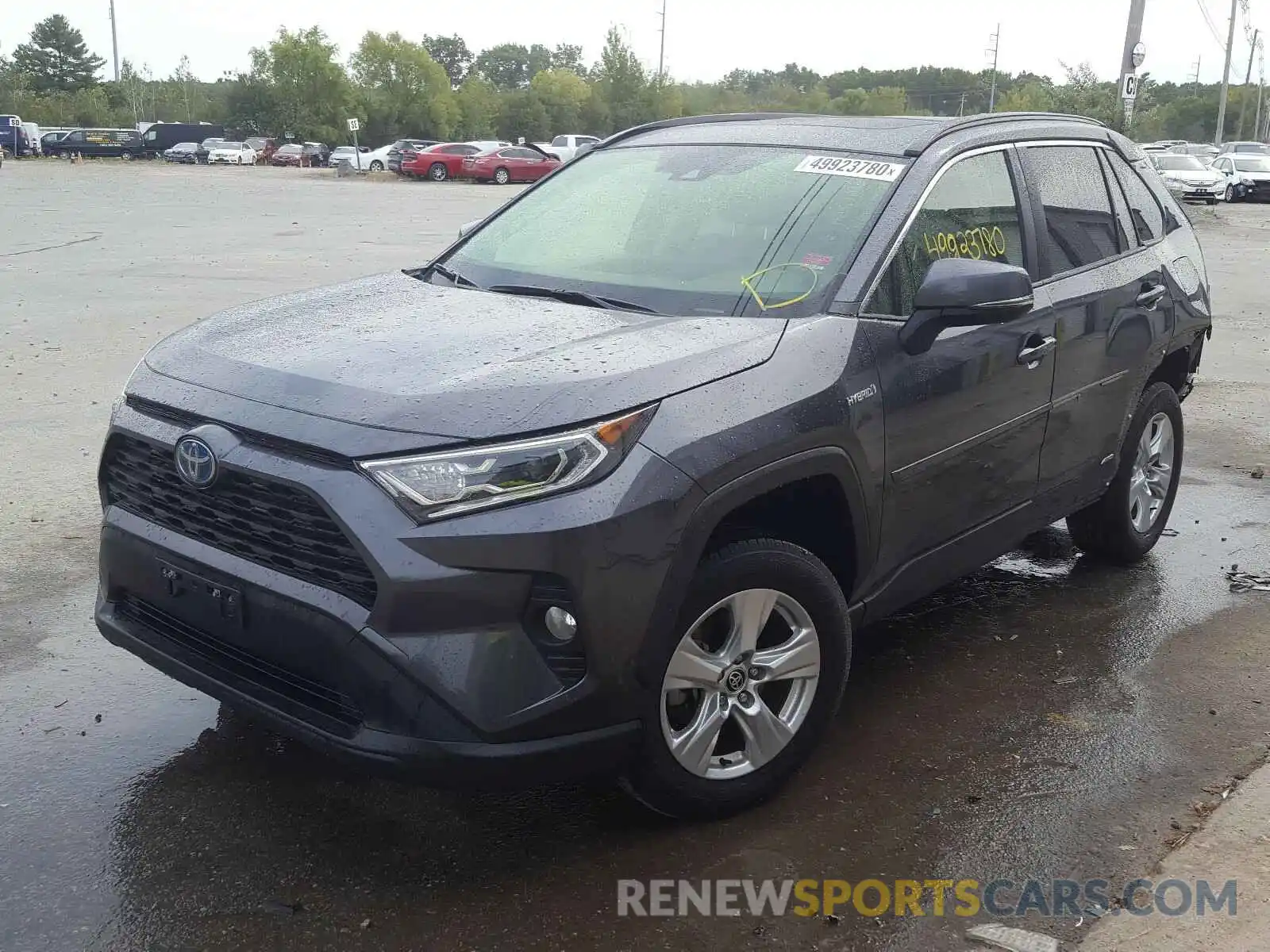 2 Photograph of a damaged car JTMRWRFV1LD047726 TOYOTA RAV4 2020